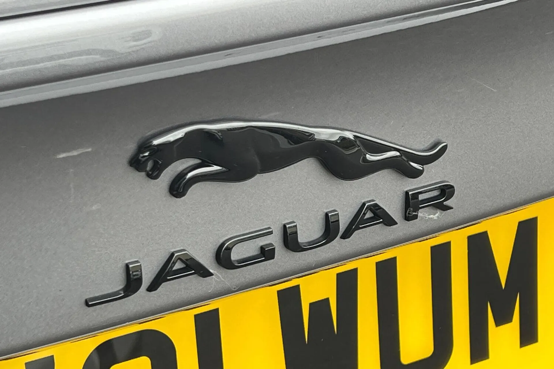 Jaguar XE thumbnail image number 50