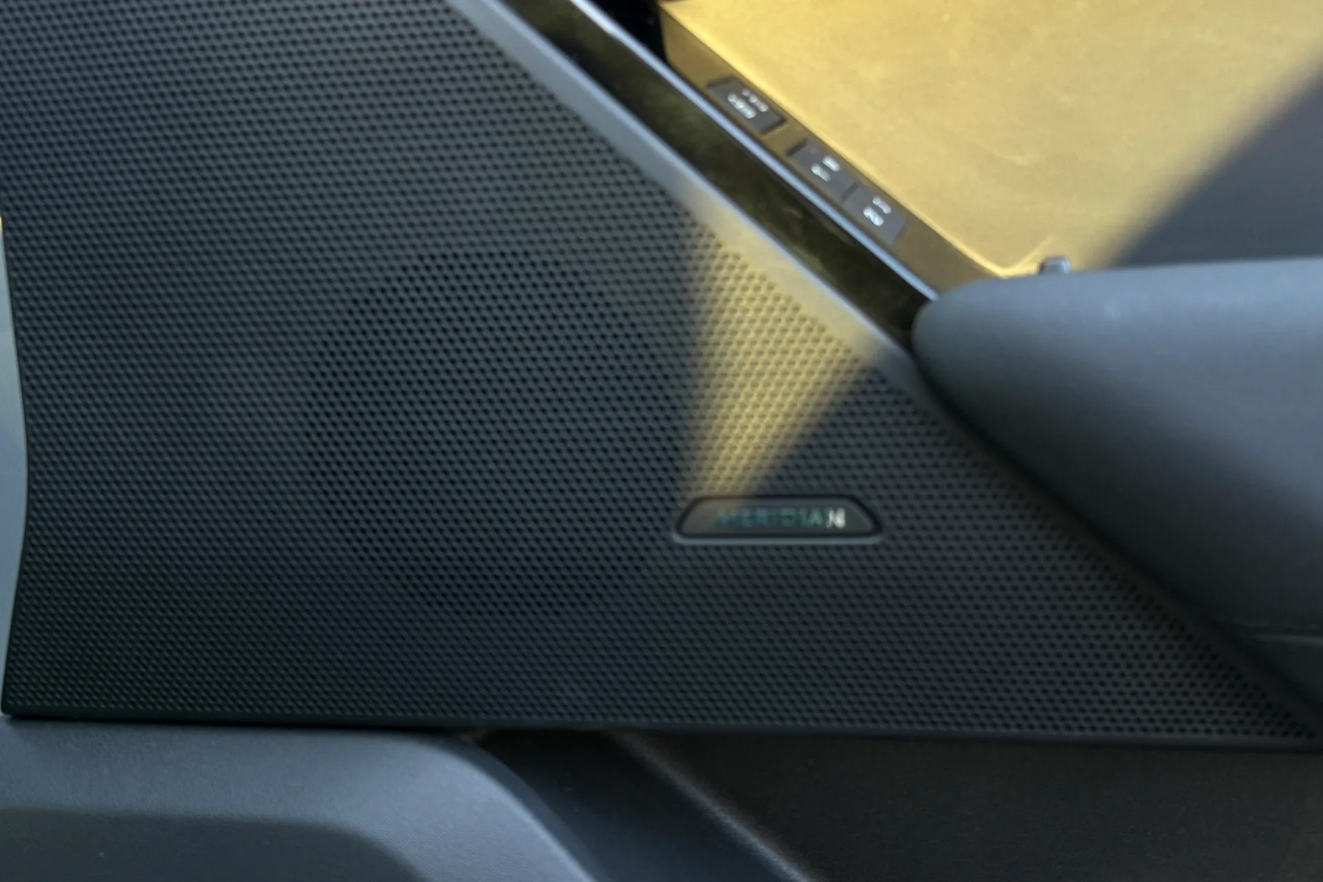 LAND ROVER RANGE ROVER VELAR thumbnail image number 49