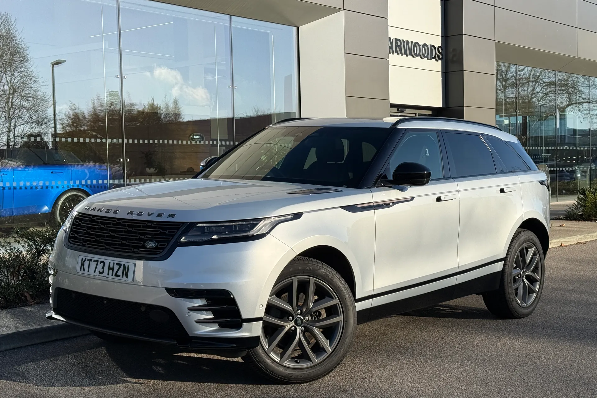 LAND ROVER RANGE ROVER VELAR thumbnail image number 19