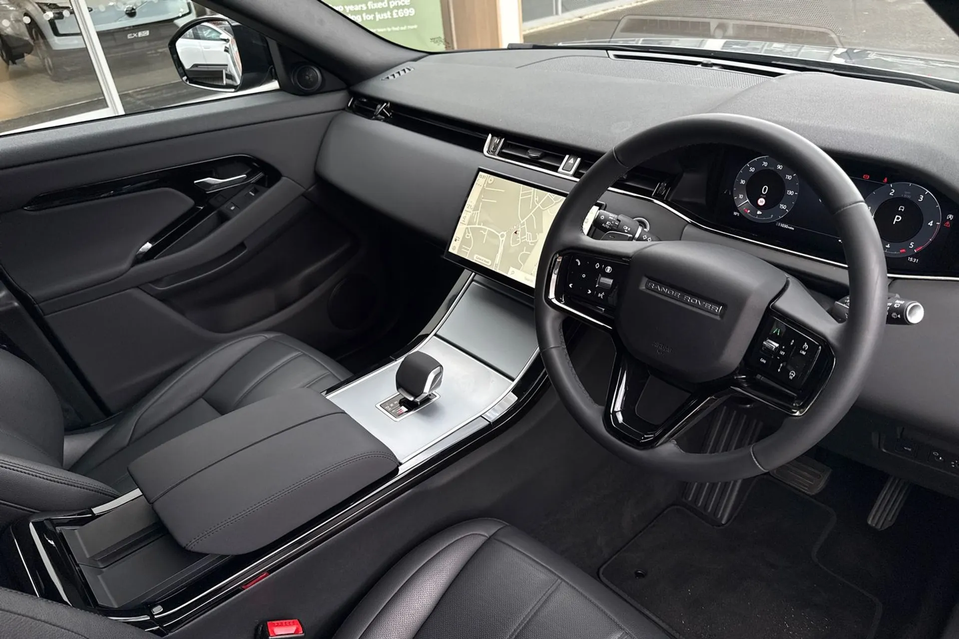 LAND ROVER RANGE ROVER EVOQUE thumbnail image number 25