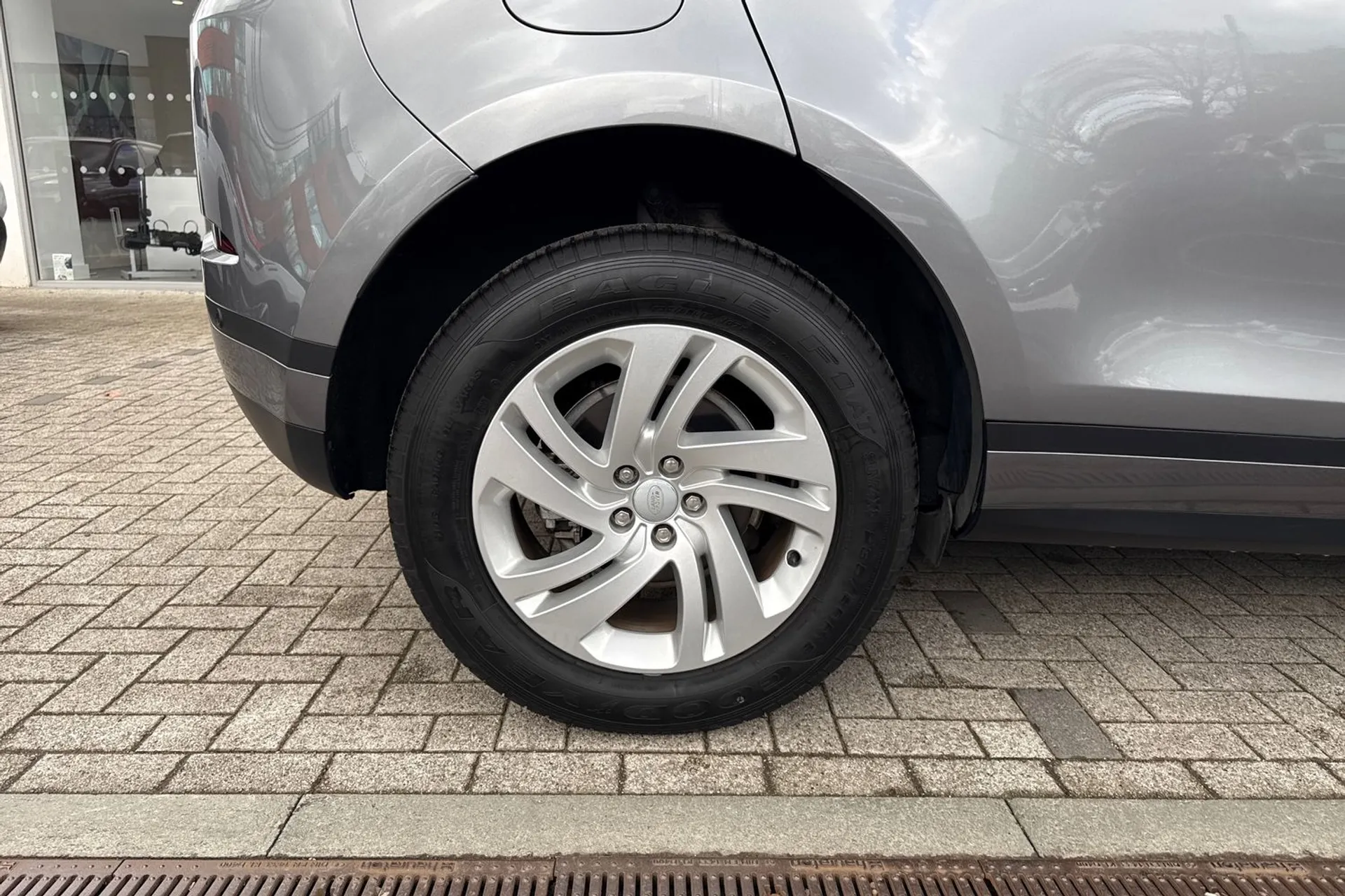 LAND ROVER RANGE ROVER EVOQUE thumbnail image number 13