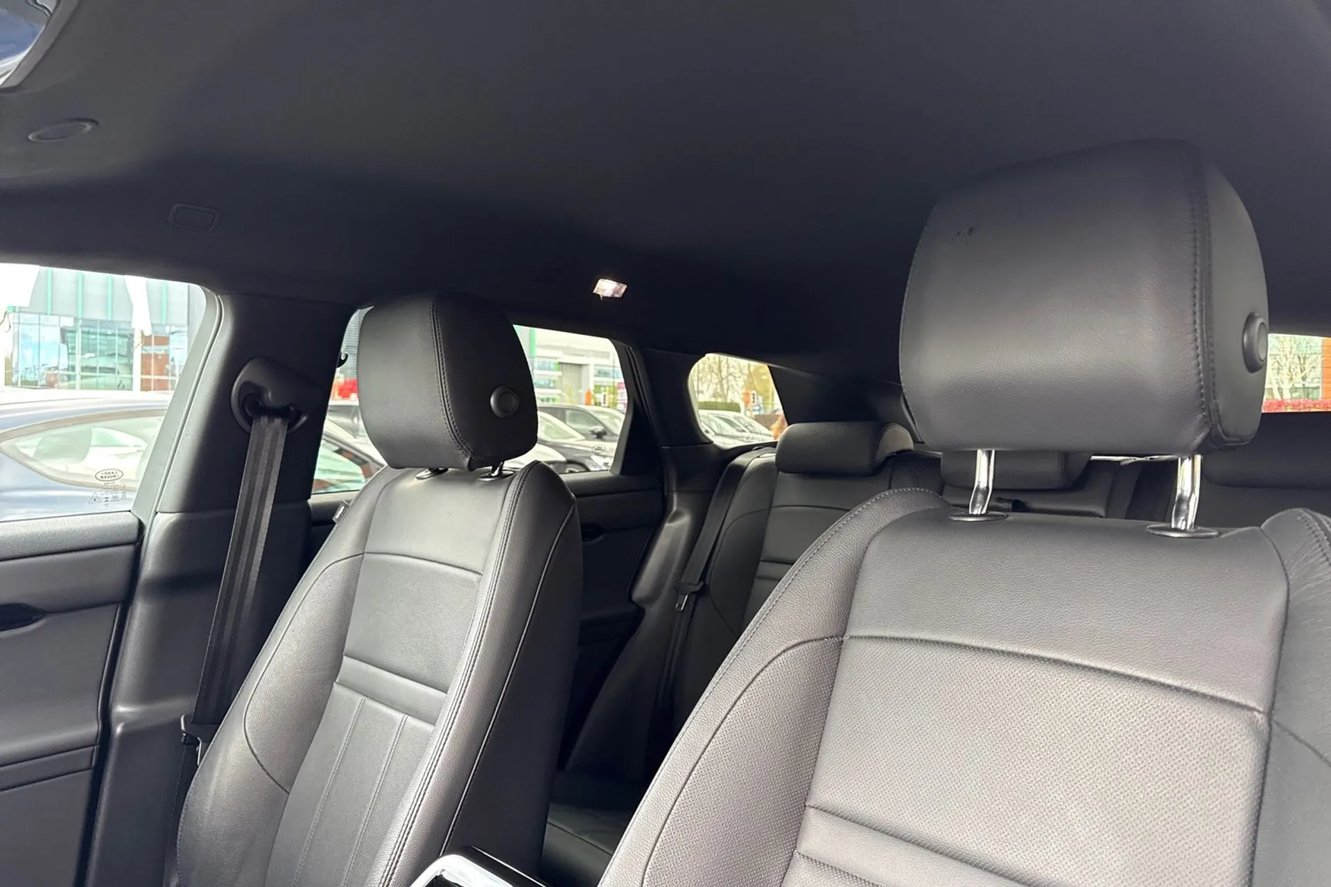 LAND ROVER RANGE ROVER EVOQUE thumbnail image number 29