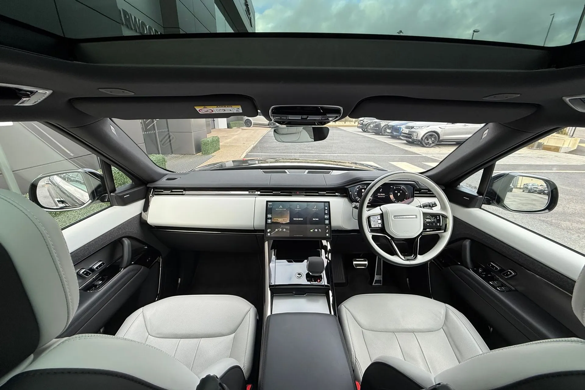 LAND ROVER RANGE ROVER SPORT thumbnail image number 3