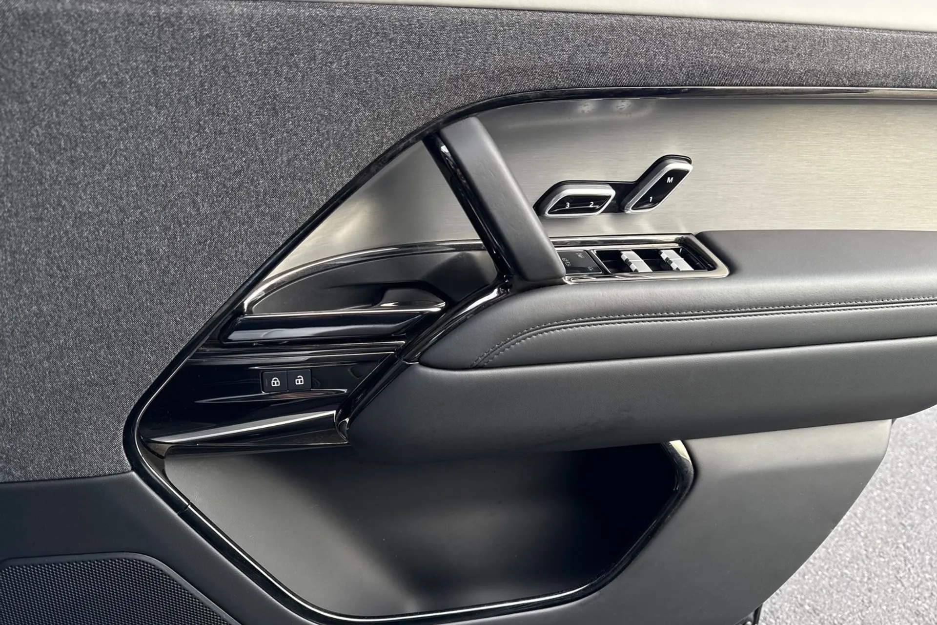 LAND ROVER RANGE ROVER SPORT thumbnail image number 50