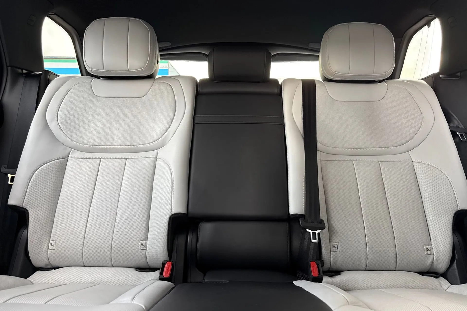 LAND ROVER RANGE ROVER SPORT thumbnail image number 41