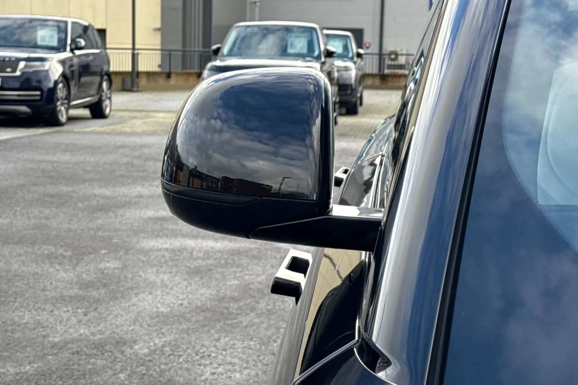 LAND ROVER RANGE ROVER SPORT thumbnail image number 27