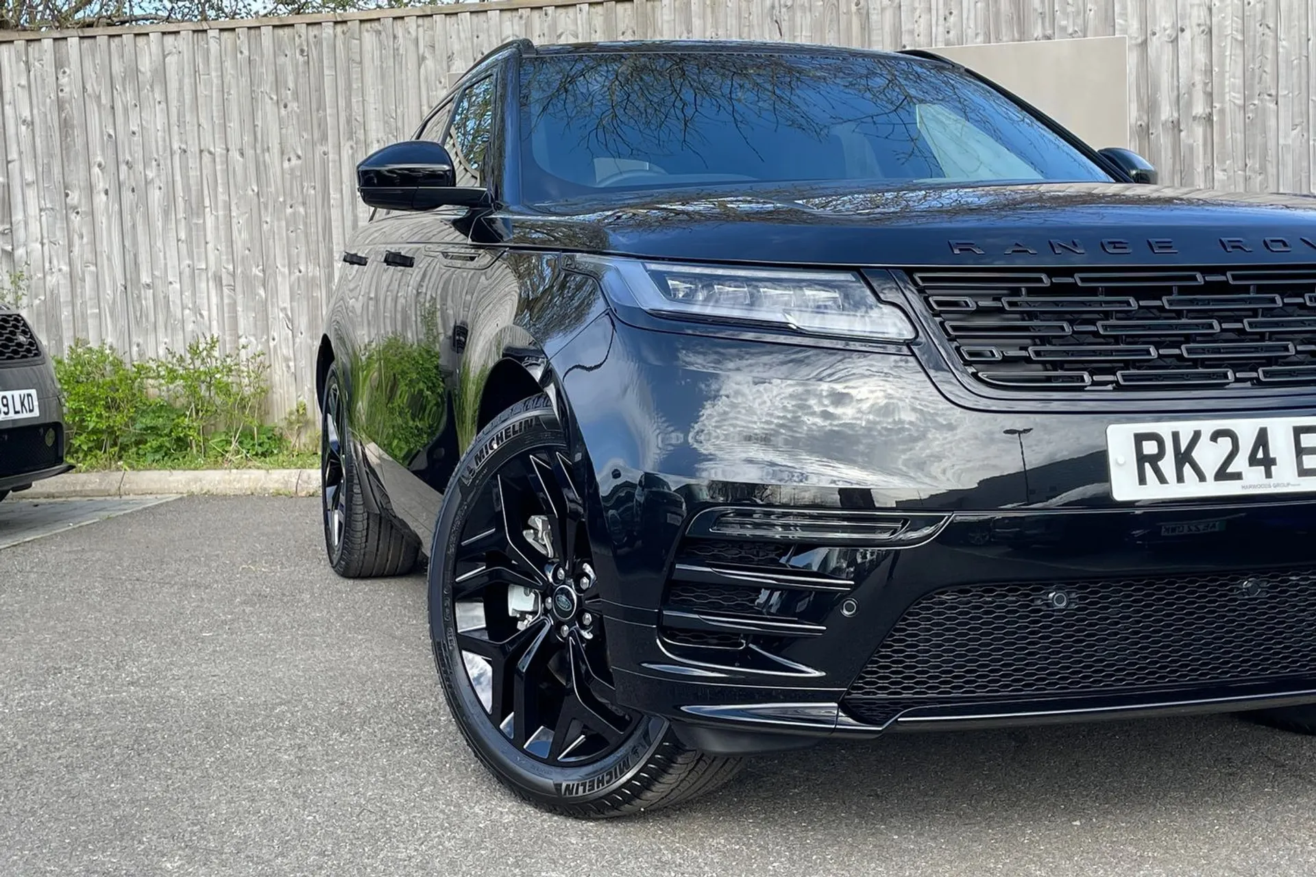 LAND ROVER RANGE ROVER VELAR thumbnail image number 29