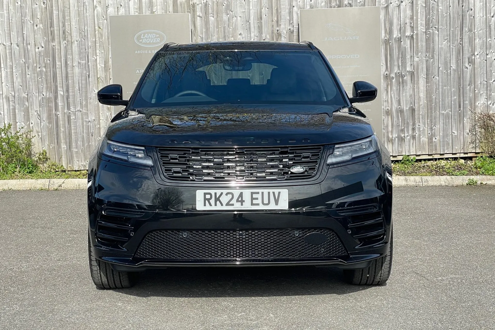 LAND ROVER RANGE ROVER VELAR thumbnail image number 6