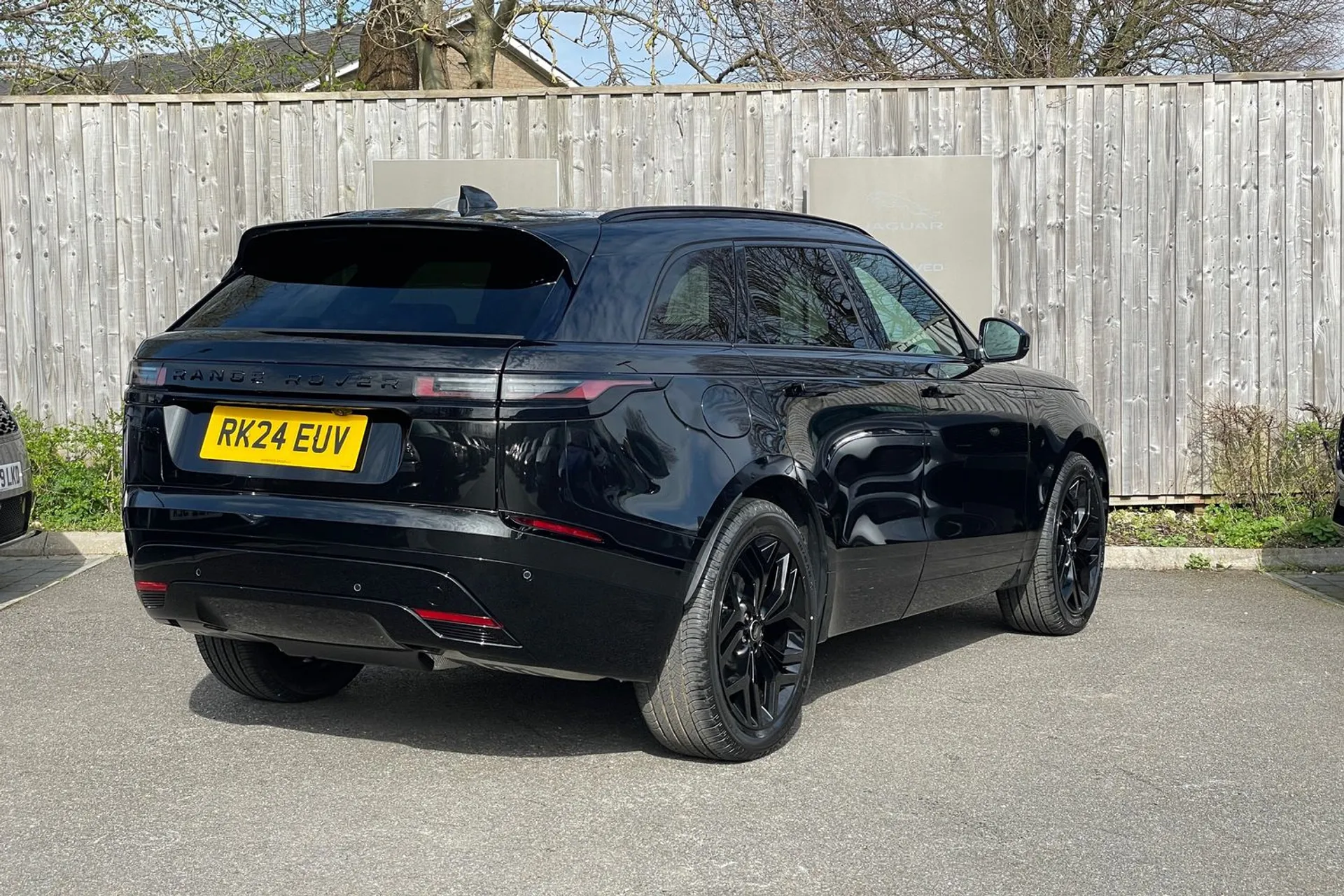 LAND ROVER RANGE ROVER VELAR thumbnail image number 7