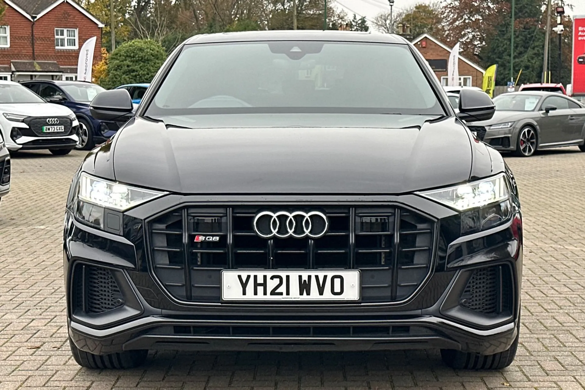 Audi Q8 thumbnail image number 21