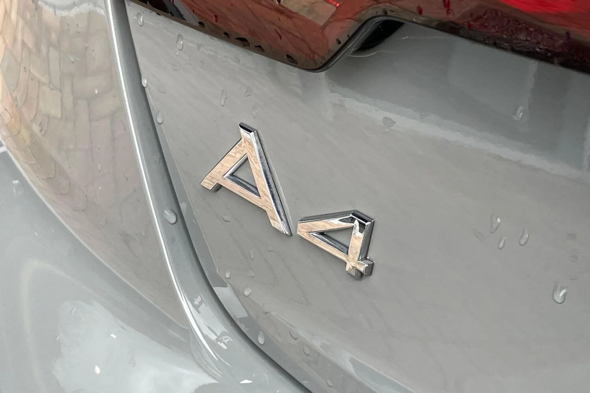 Audi A4 thumbnail image number 50