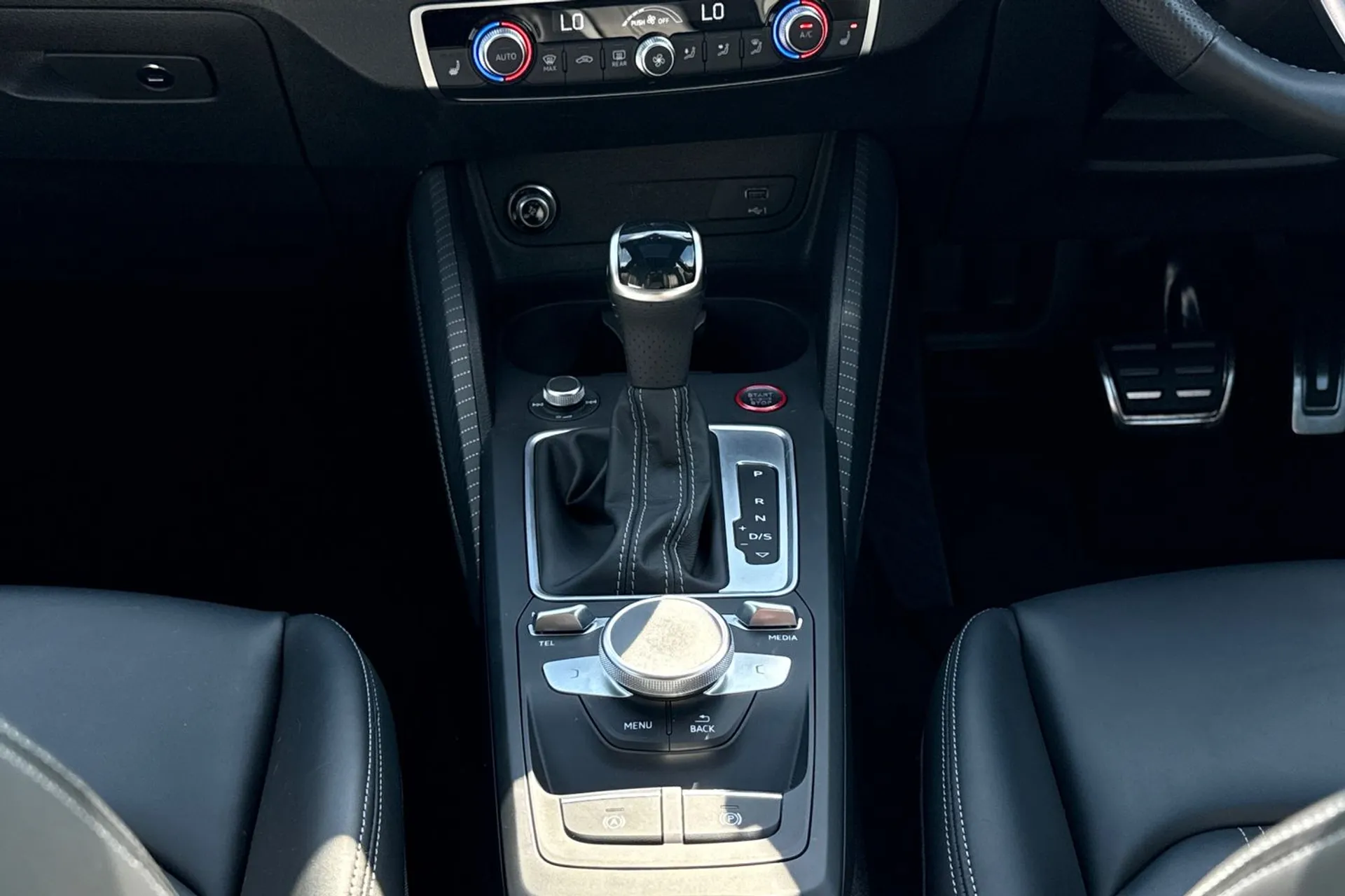 Audi Q2 thumbnail image number 43