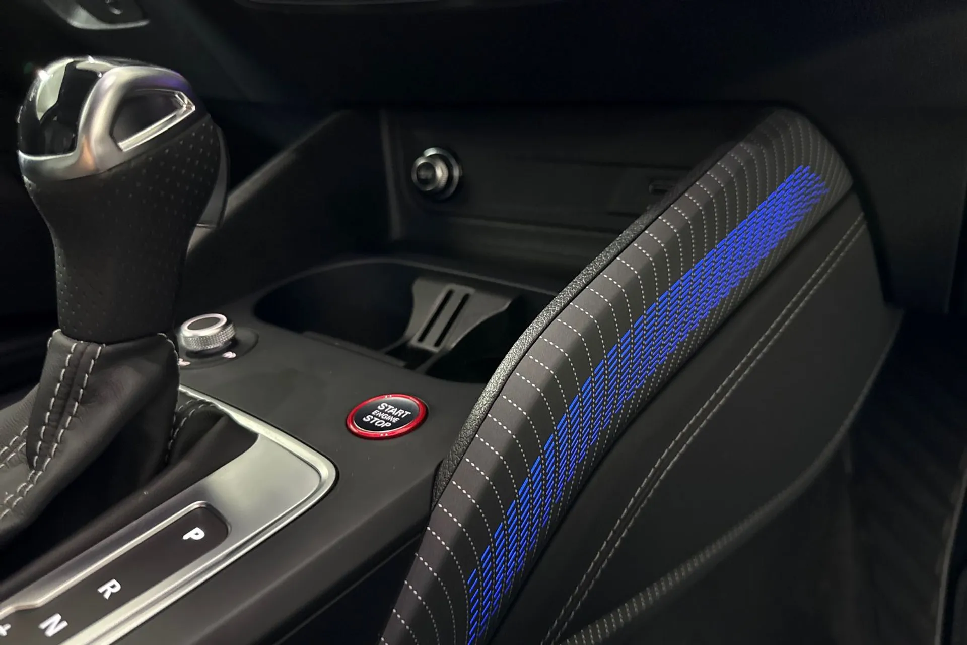 Audi Q2 thumbnail image number 60