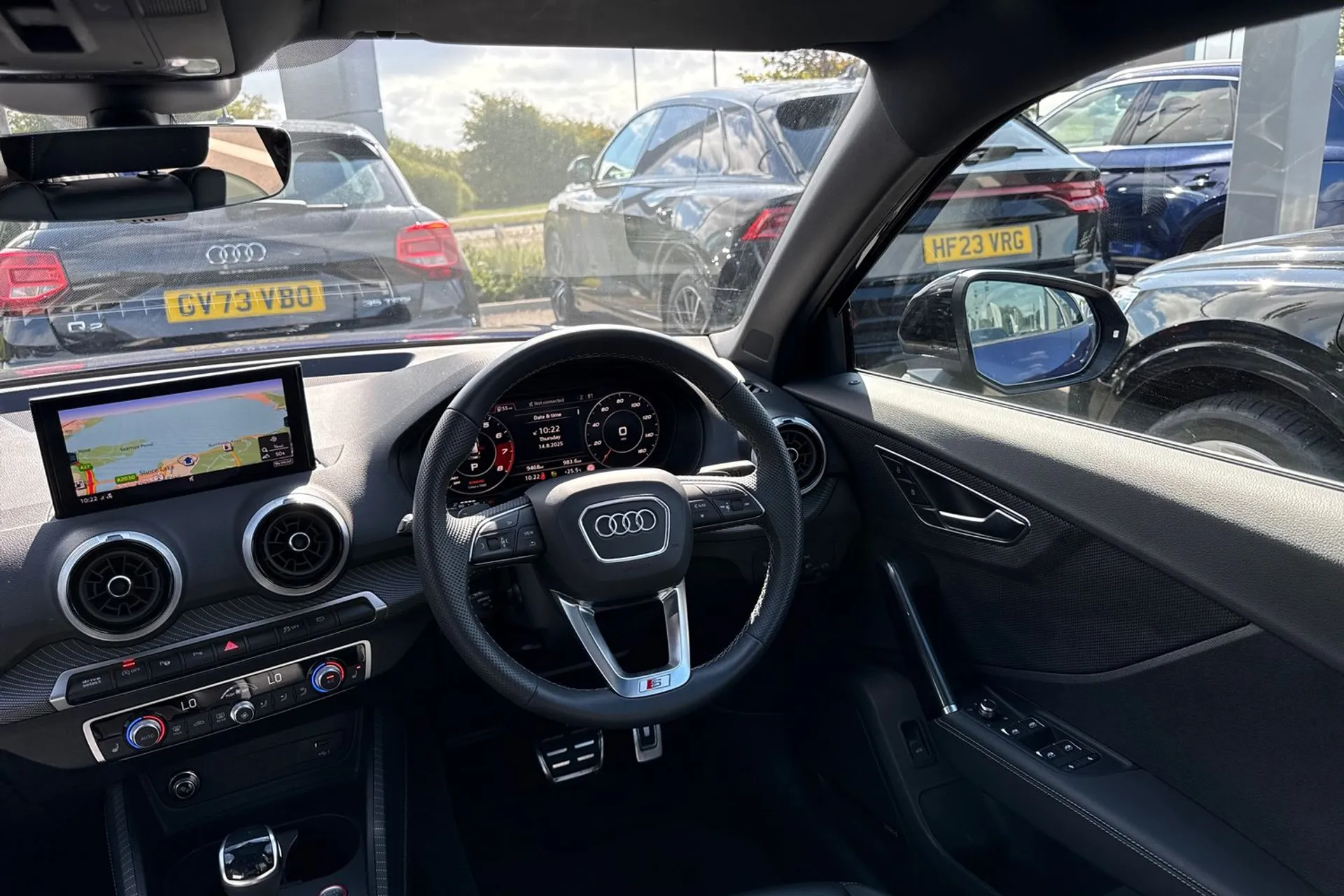 Audi Q2 thumbnail image number 39