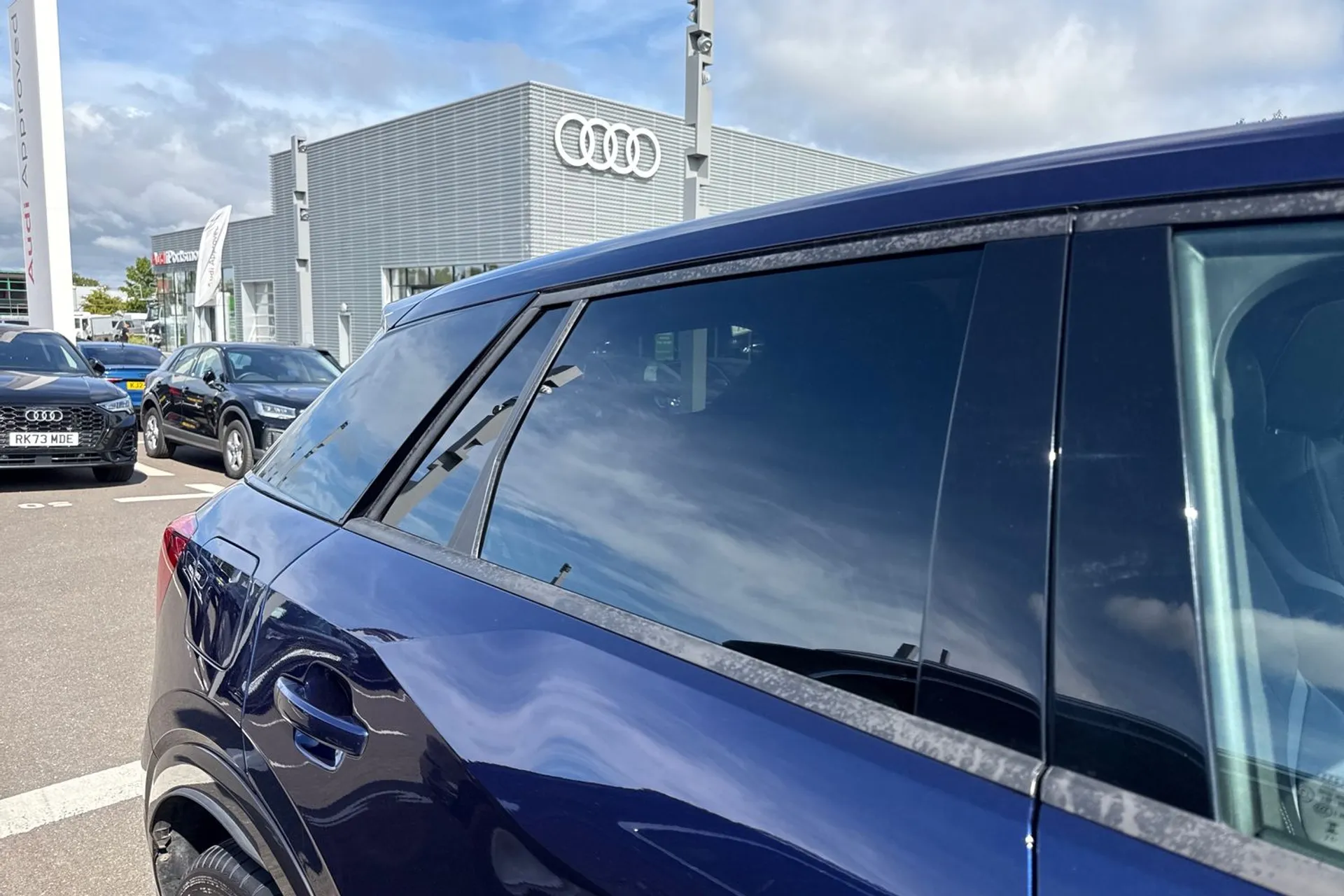 Audi Q2 thumbnail image number 14