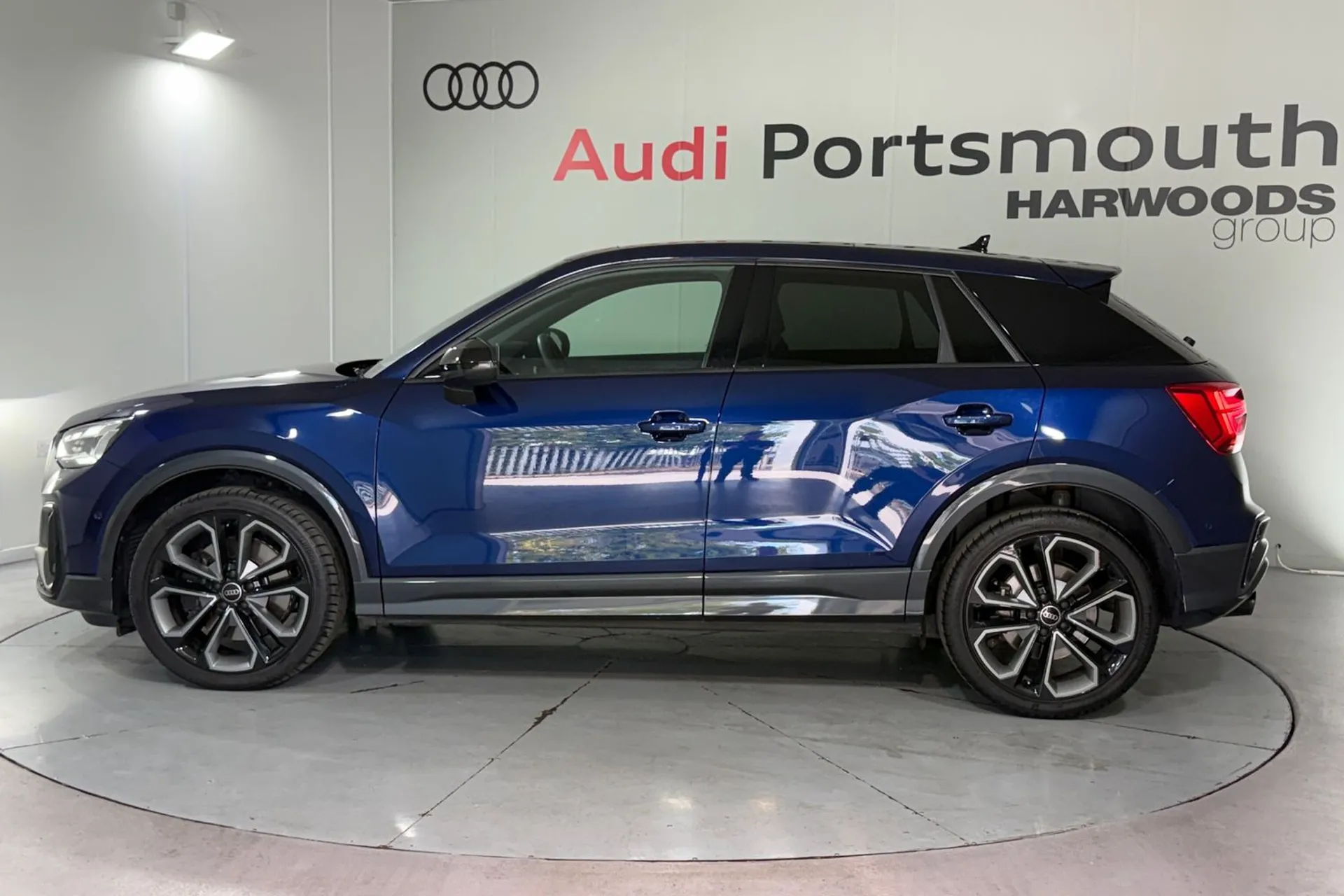 Audi Q2 thumbnail image number 9