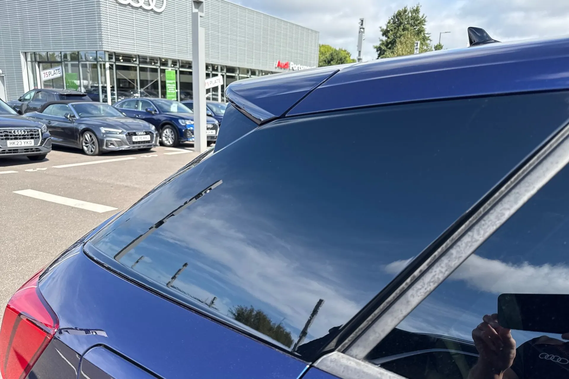 Audi Q2 thumbnail image number 24