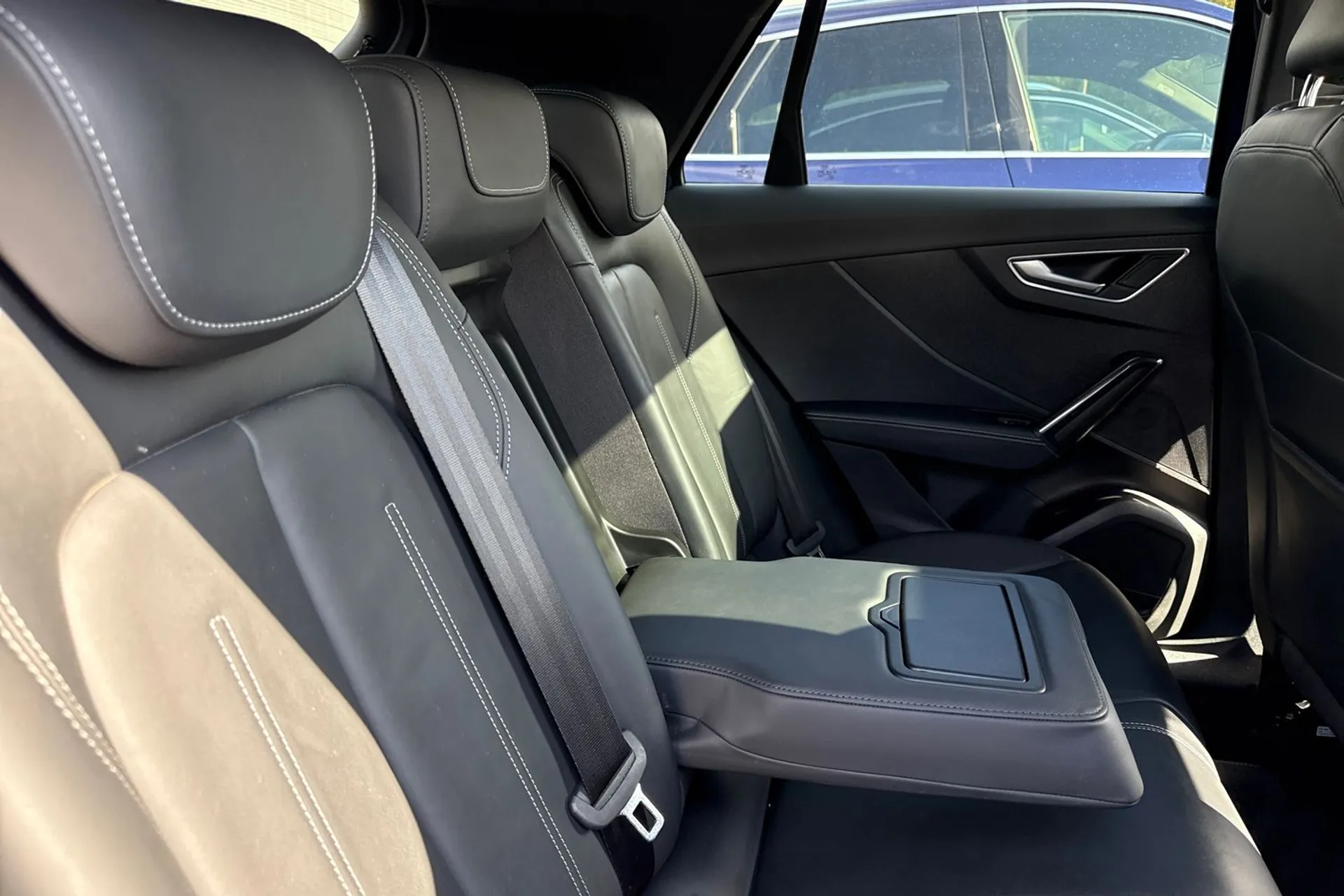 Audi Q2 thumbnail image number 22