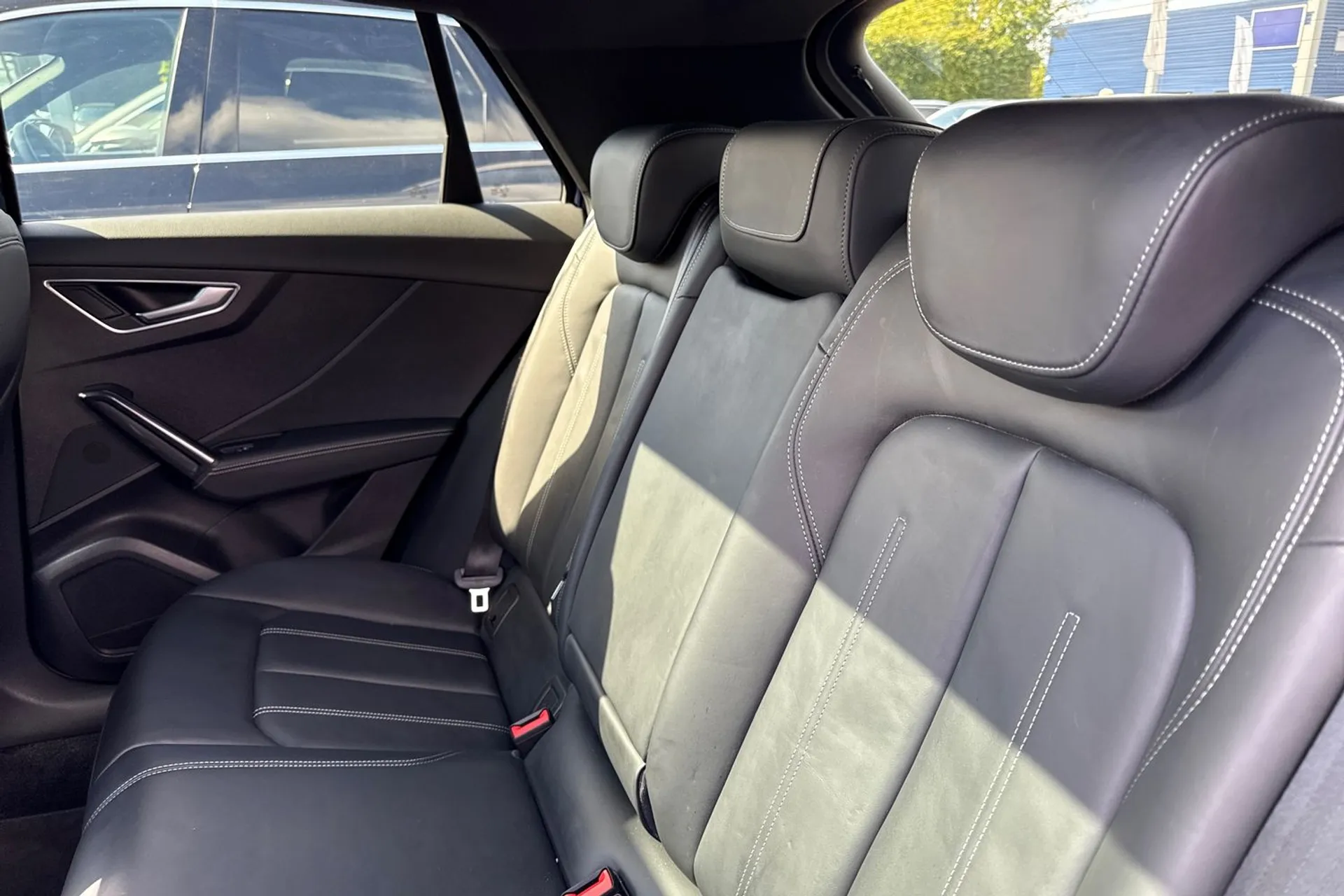 Audi Q2 thumbnail image number 33