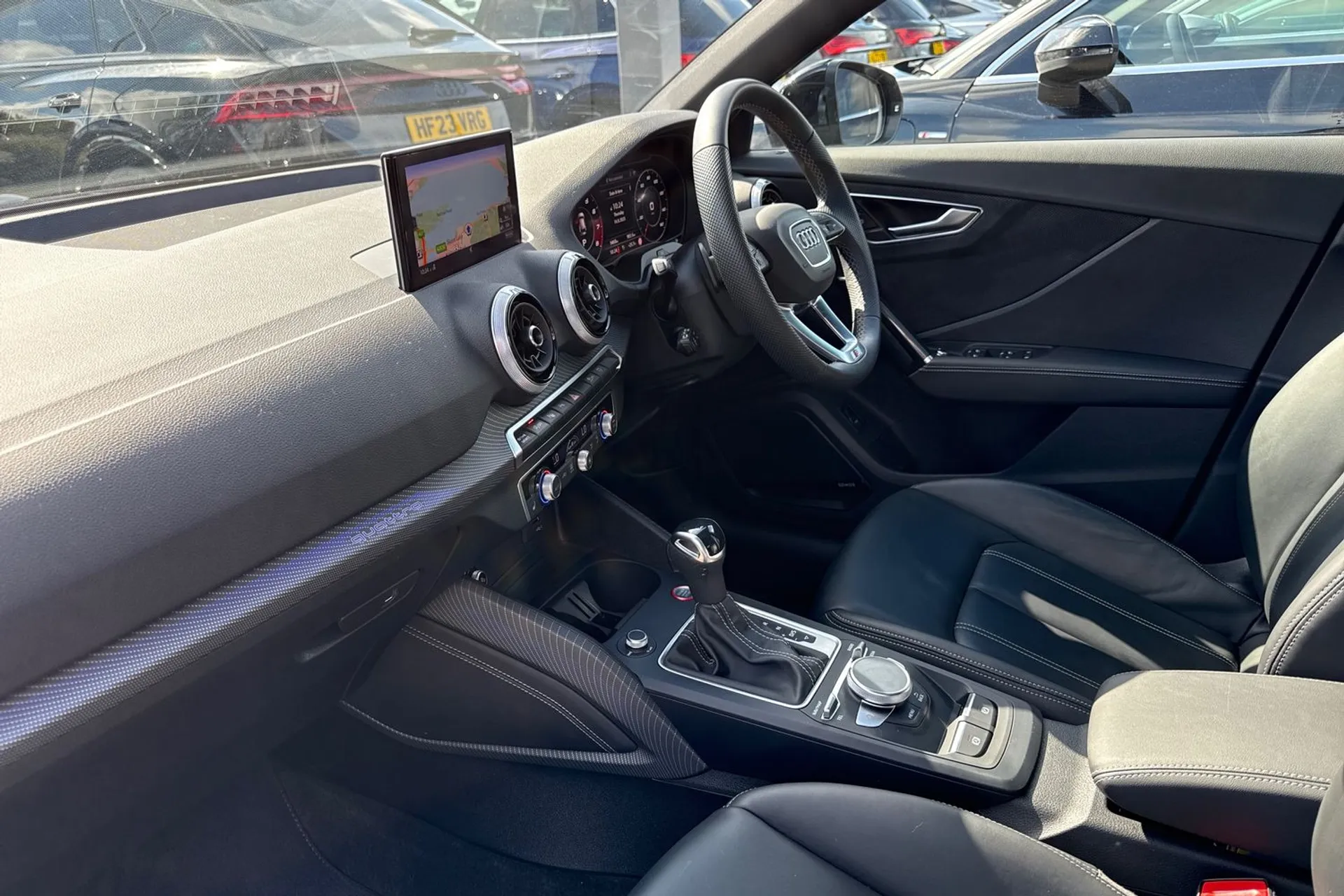 Audi Q2 thumbnail image number 28