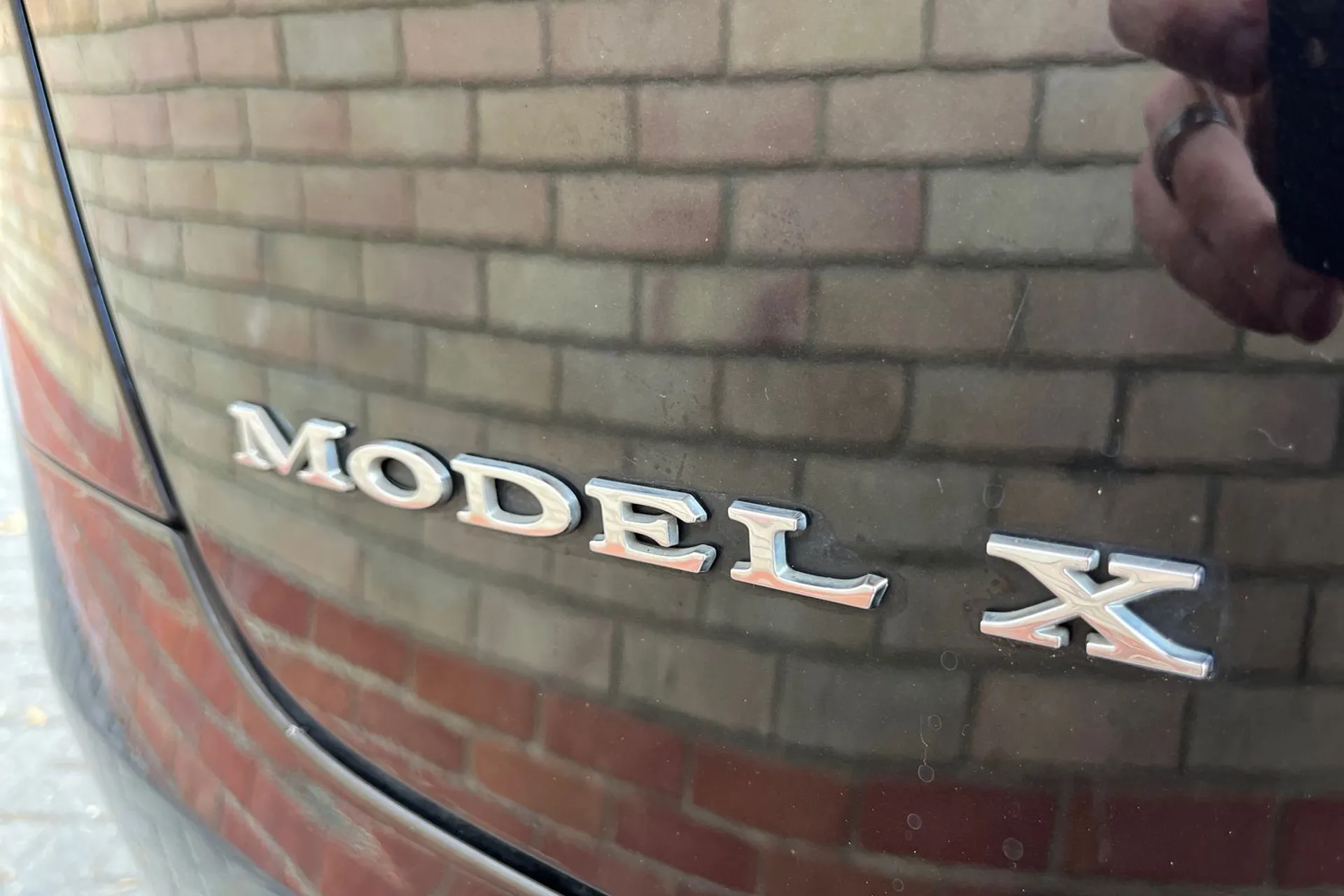 TESLA MODEL X thumbnail image number 48