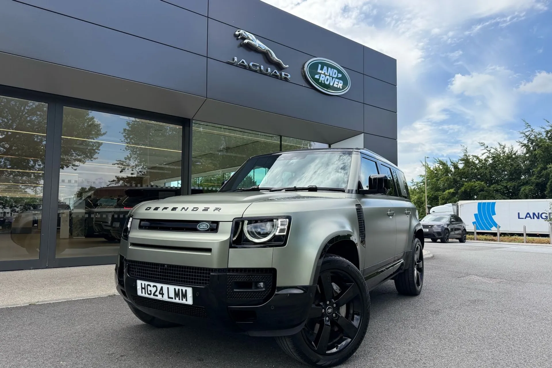 LAND ROVER DEFENDER thumbnail image number 29