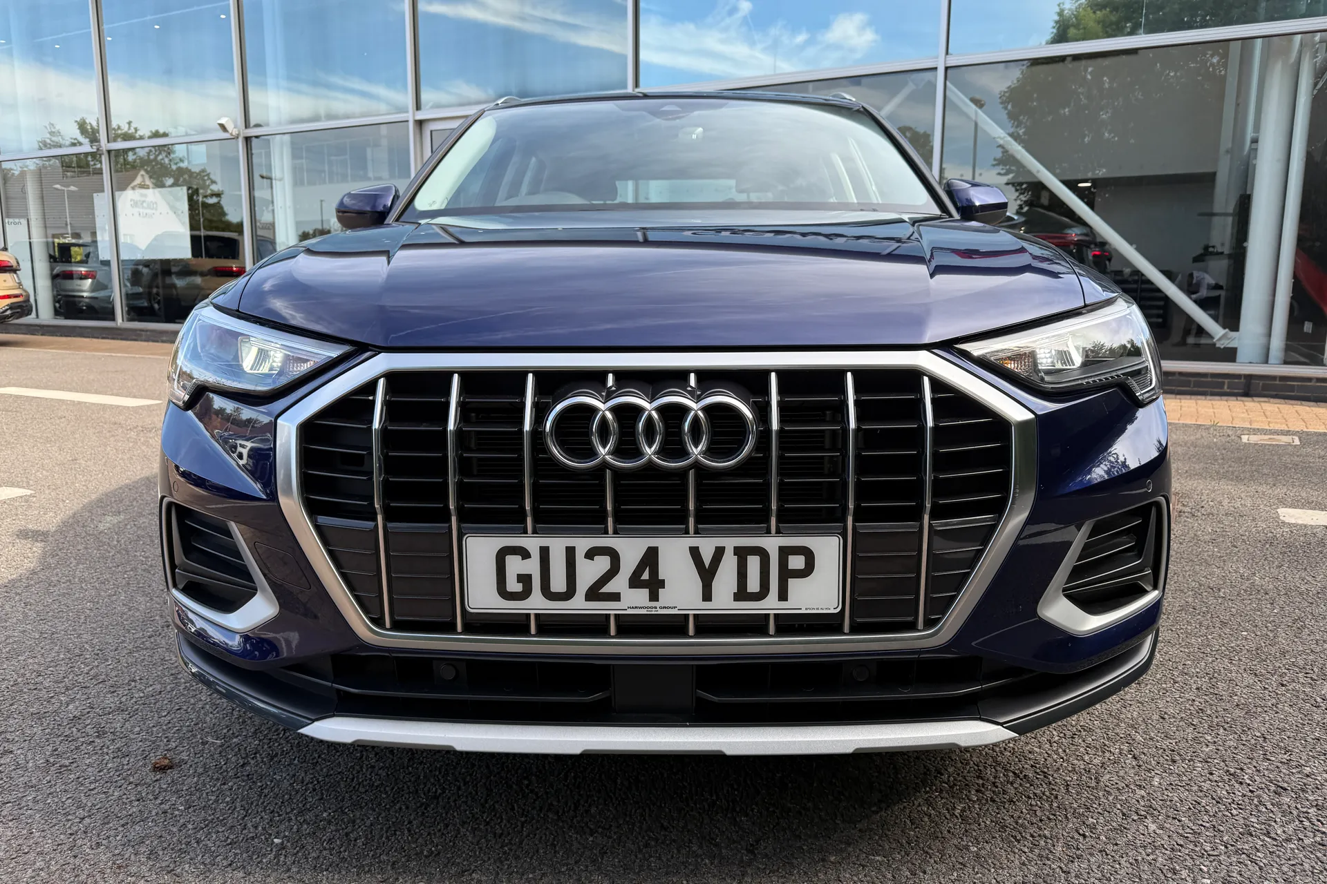 Audi Q3 thumbnail image number 51