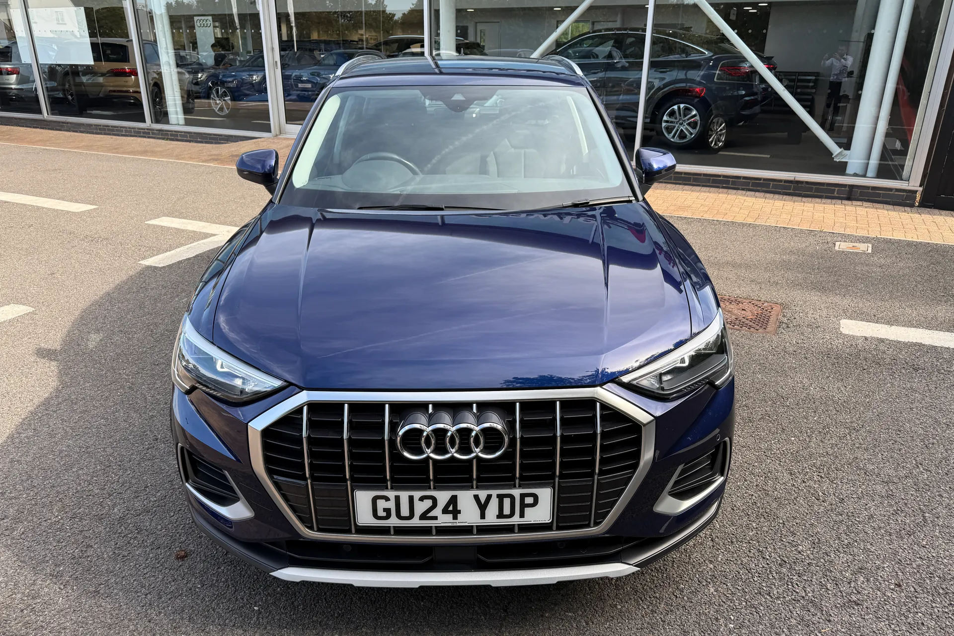 Audi Q3 thumbnail image number 52