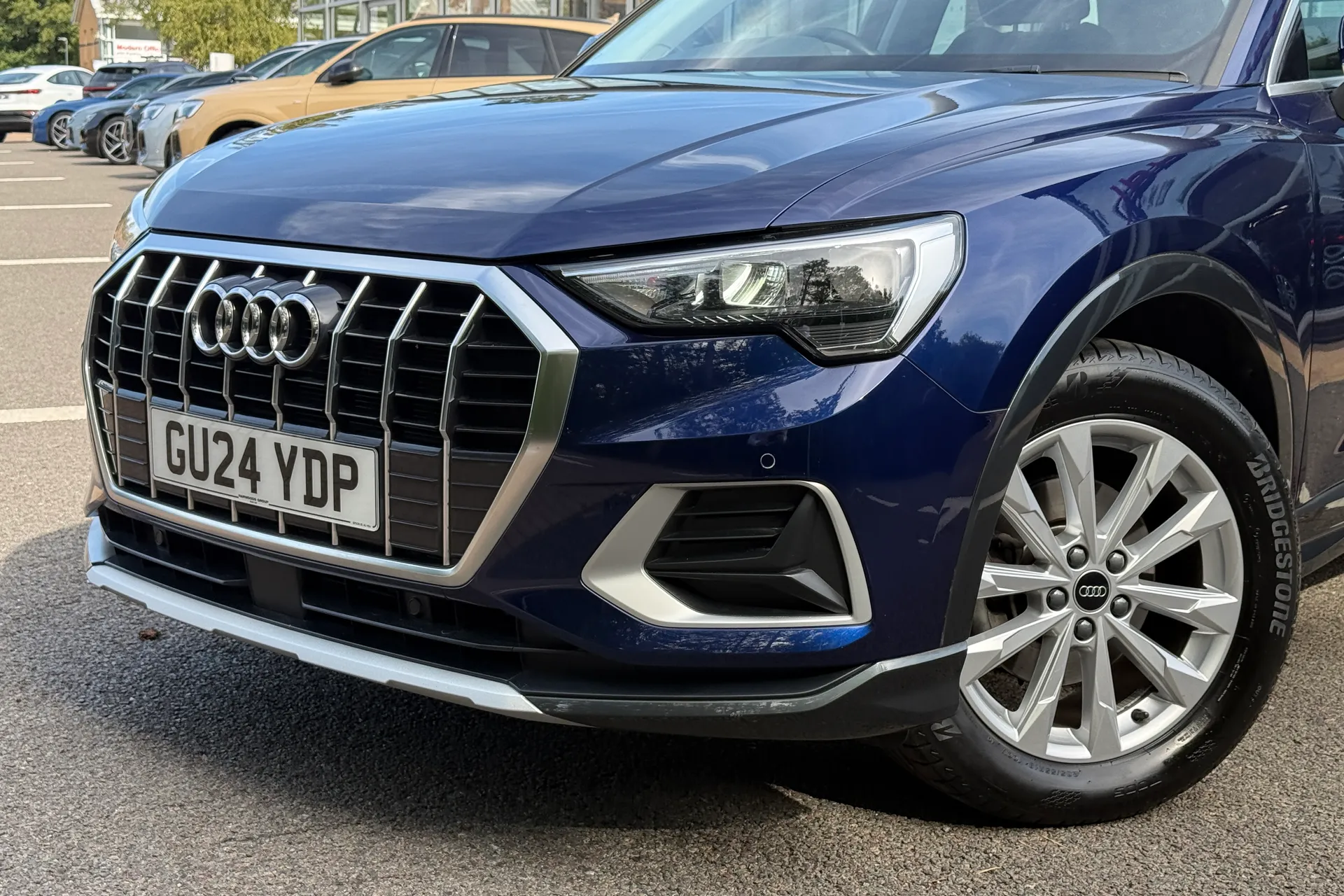 Audi Q3 thumbnail image number 50