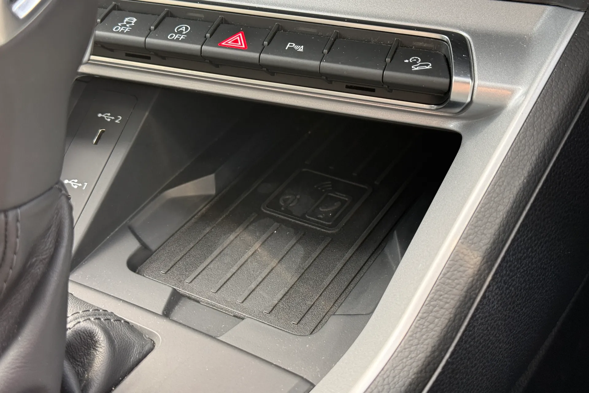 Audi Q3 thumbnail image number 9