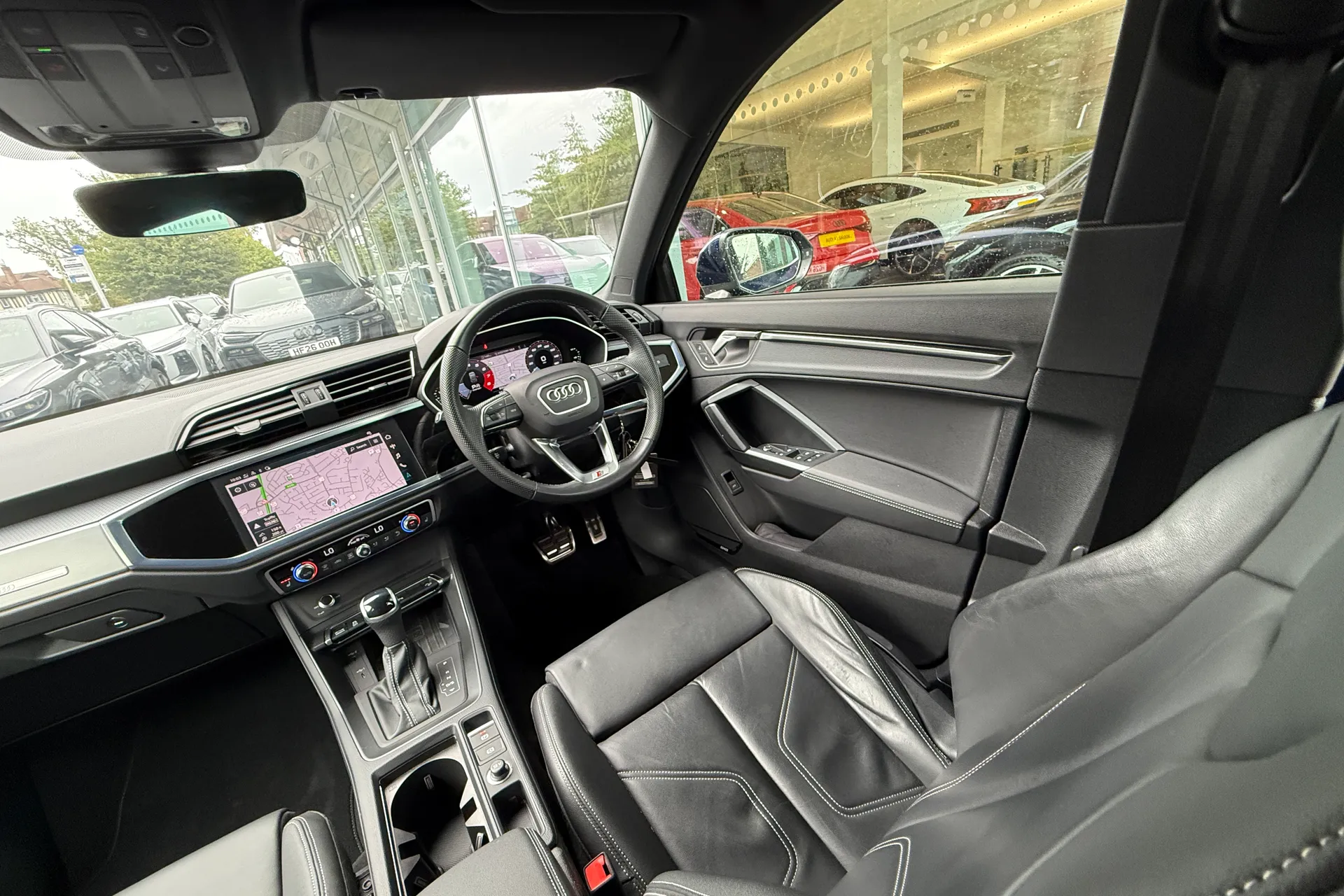 Audi Q3 thumbnail image number 43