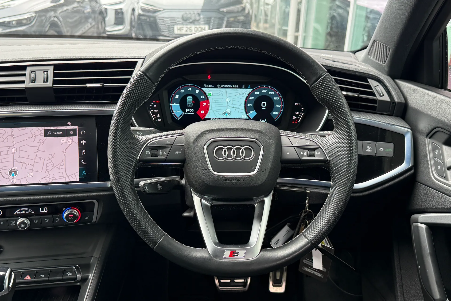 Audi Q3 thumbnail image number 42