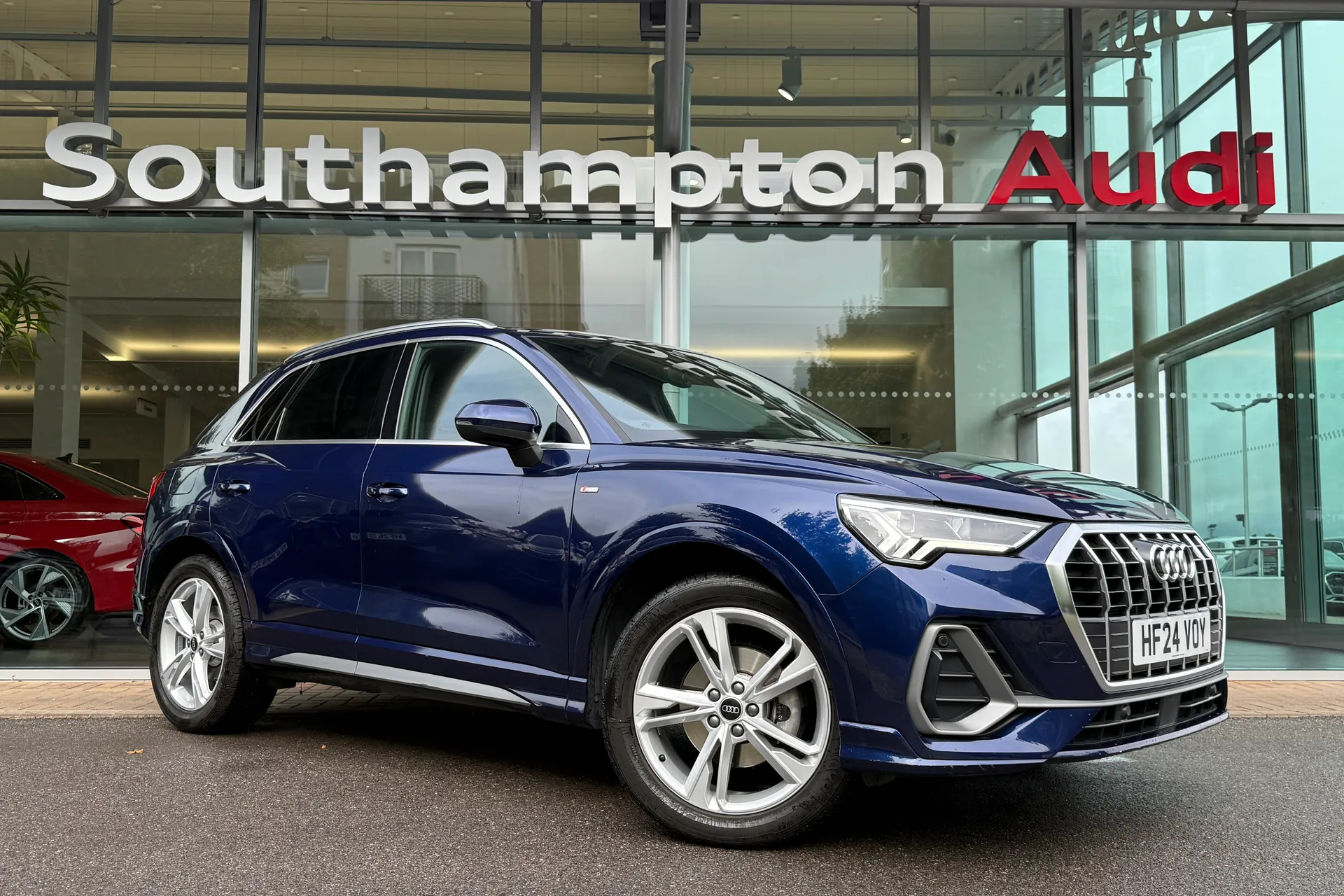 Audi Q3 focused image
