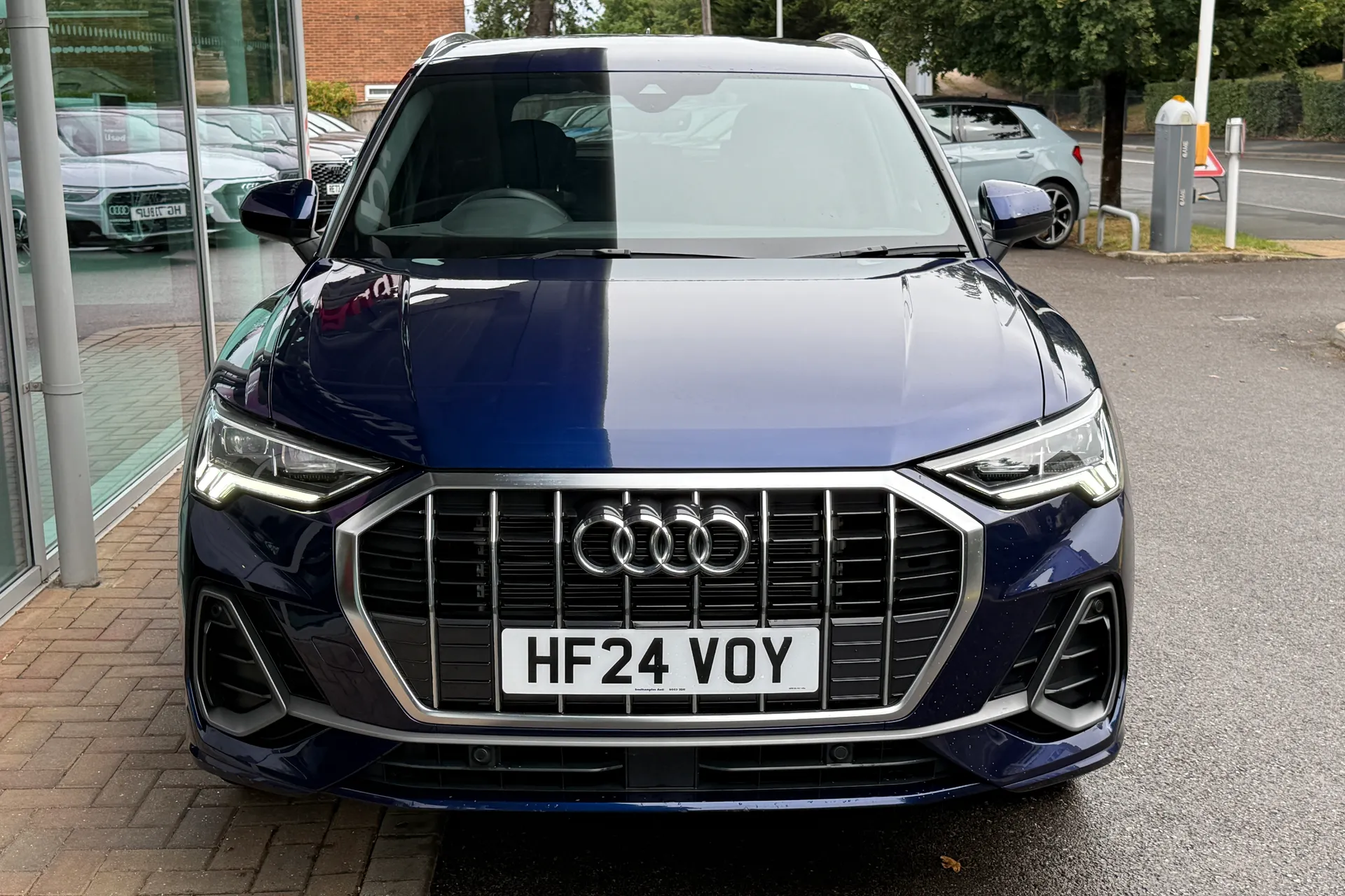 Audi Q3 thumbnail image number 55
