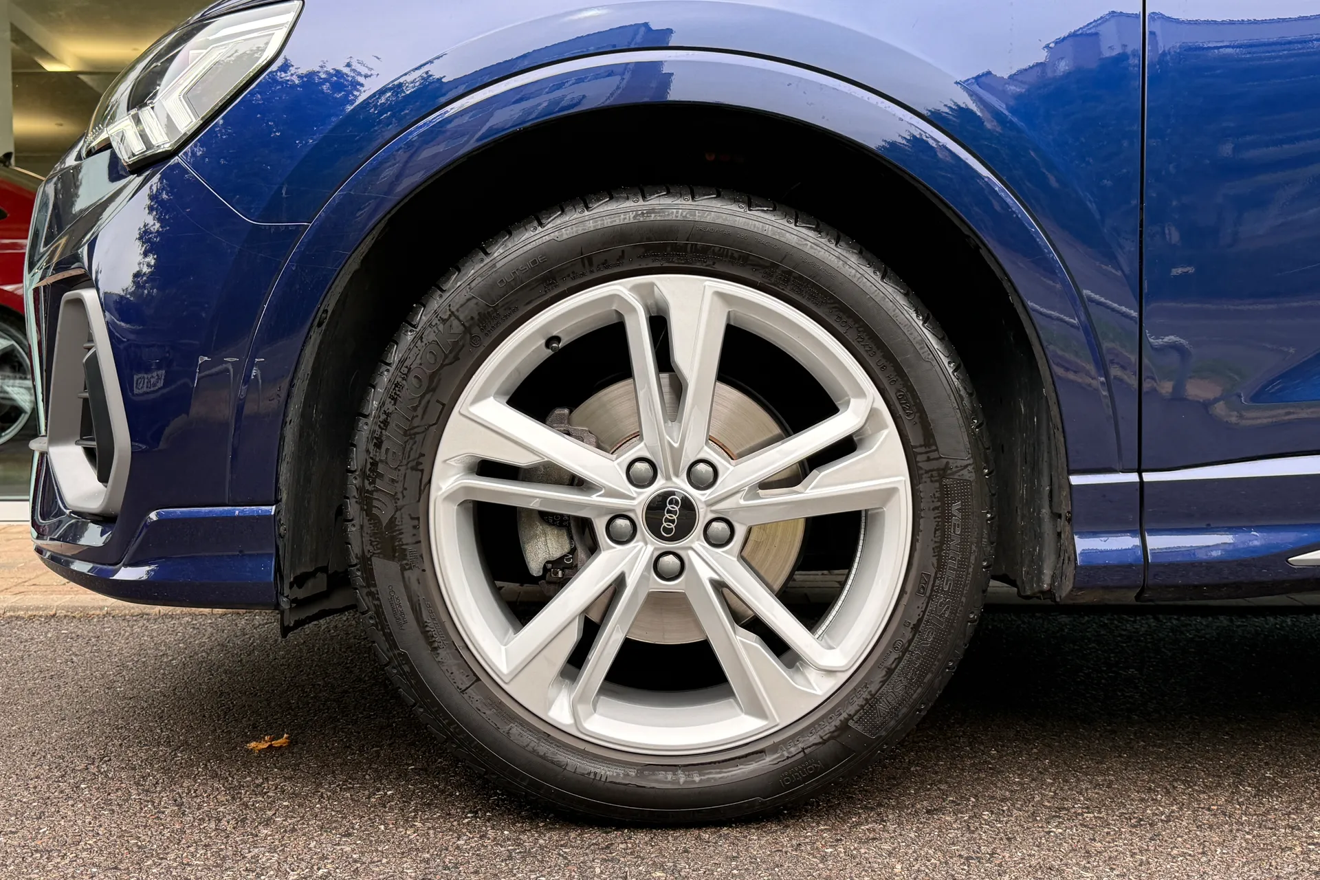 Audi Q3 thumbnail image number 5