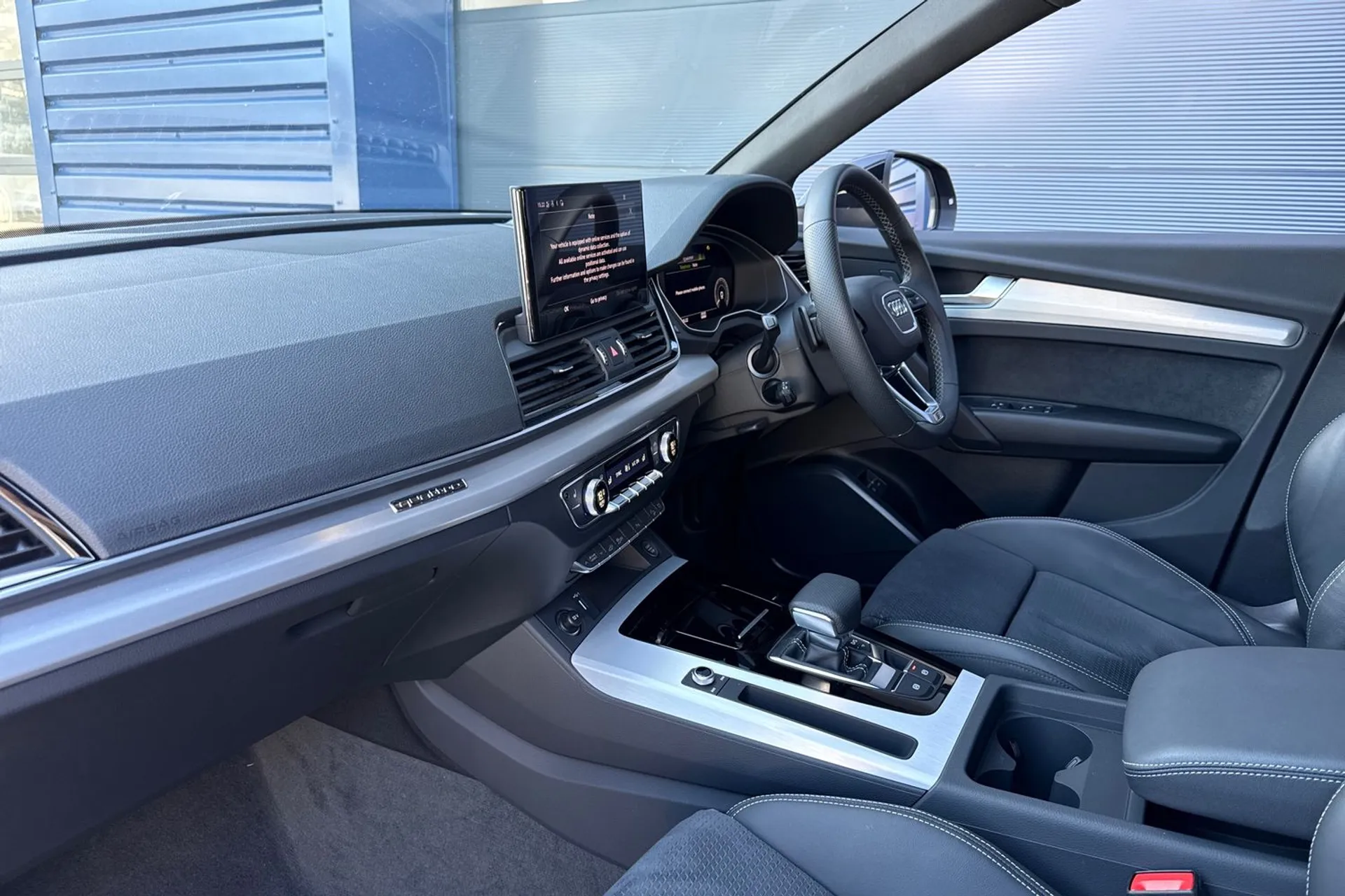 Audi Q5 thumbnail image number 27