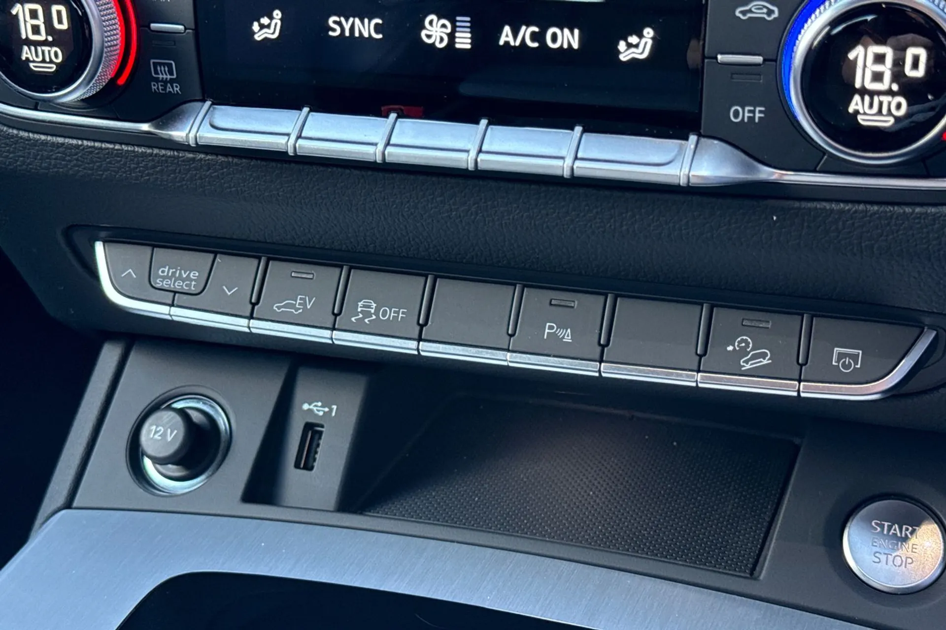 Audi Q5 thumbnail image number 35