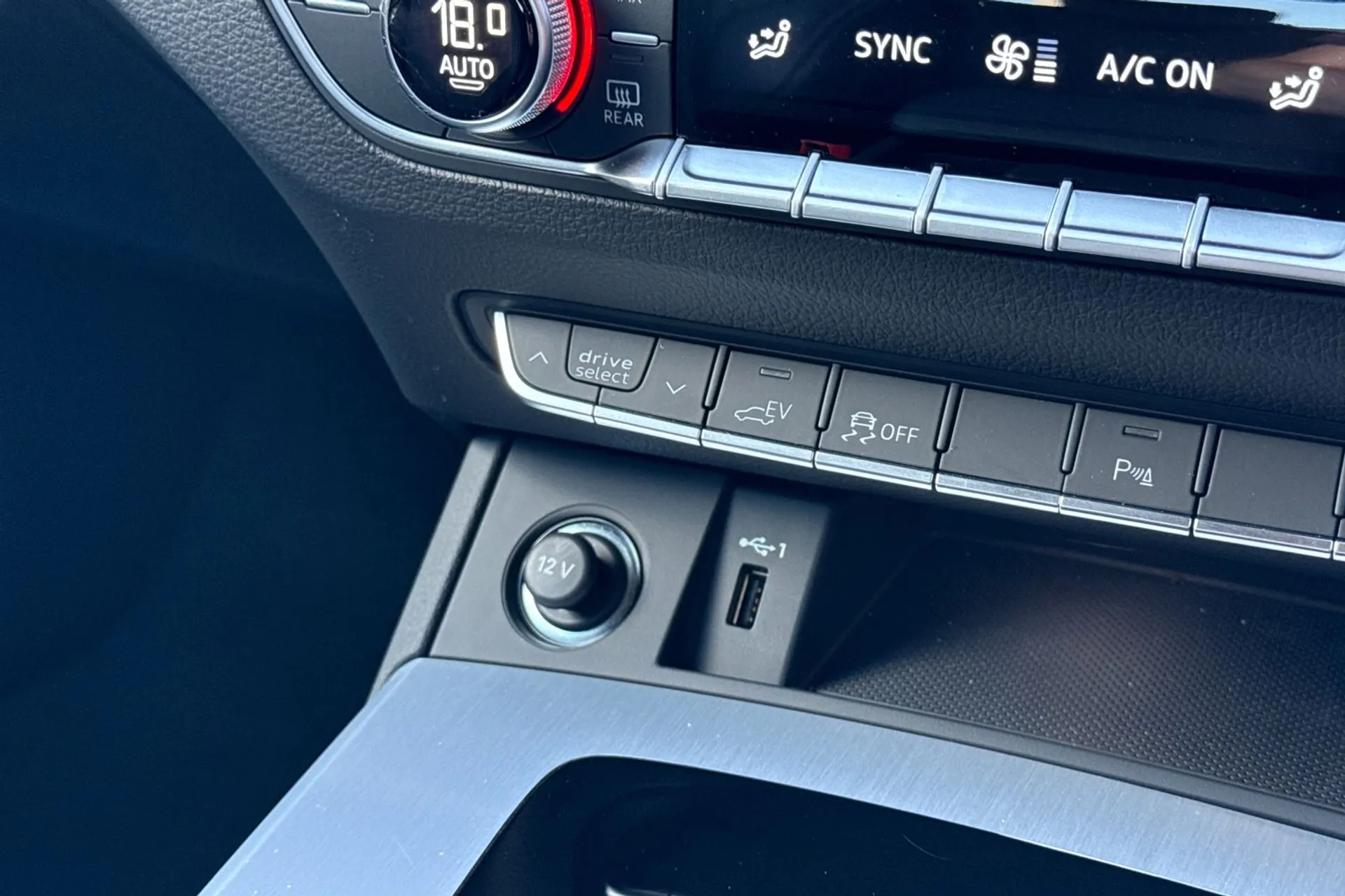 Audi Q5 thumbnail image number 49