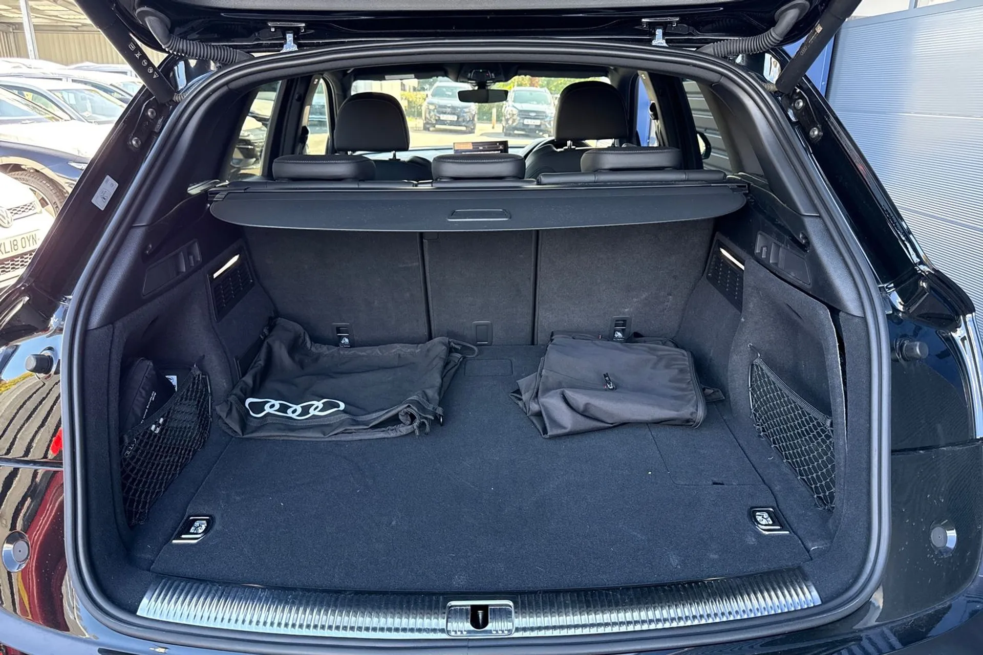 Audi Q5 thumbnail image number 18