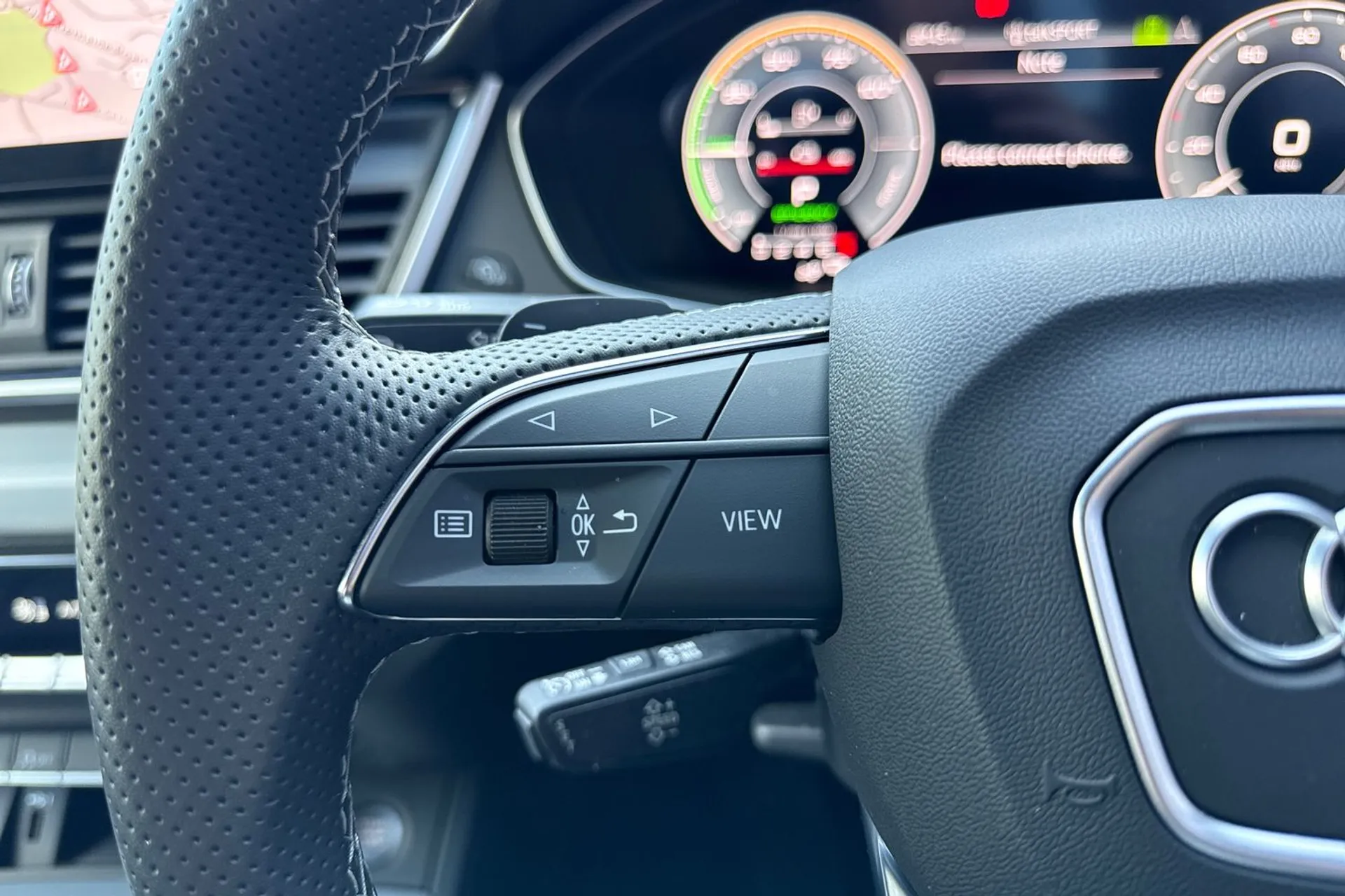 Audi Q5 thumbnail image number 43