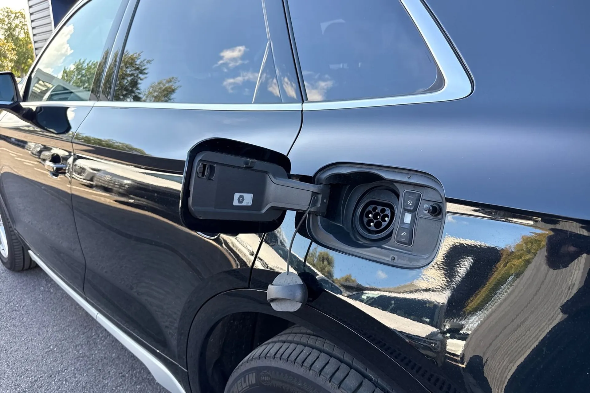 Audi Q5 thumbnail image number 17