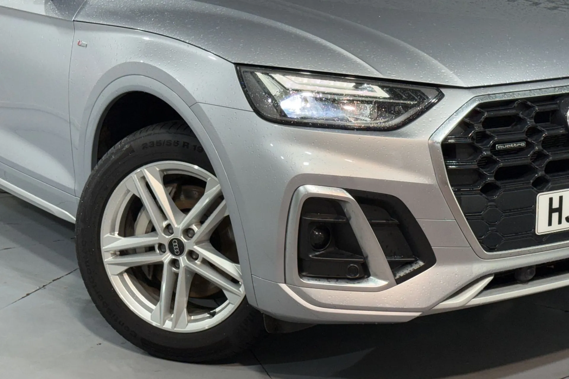Audi Q5 thumbnail image number 6