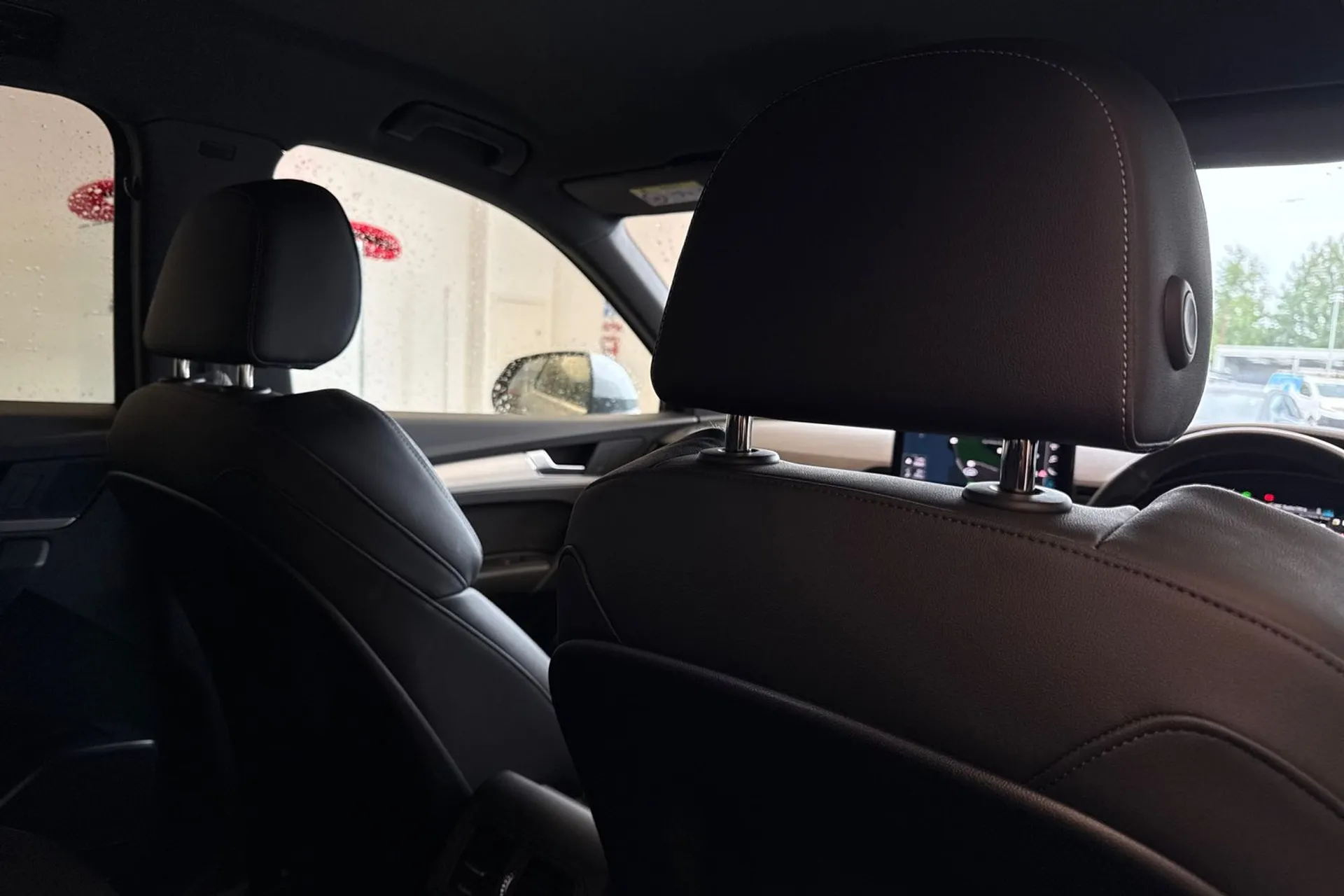 Audi Q5 thumbnail image number 22