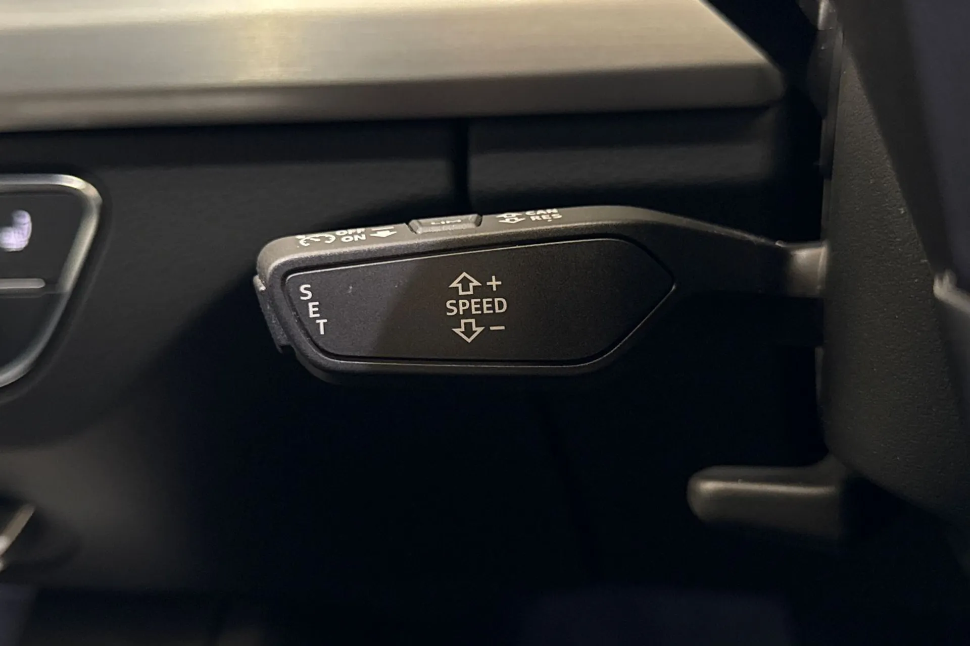 Audi Q5 thumbnail image number 41