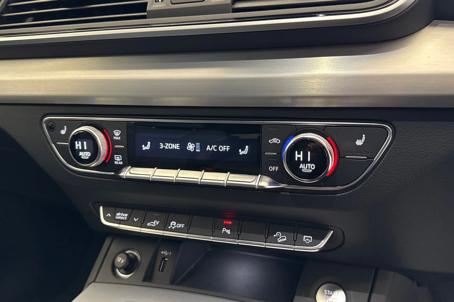 Audi Q5 thumbnail image number 38