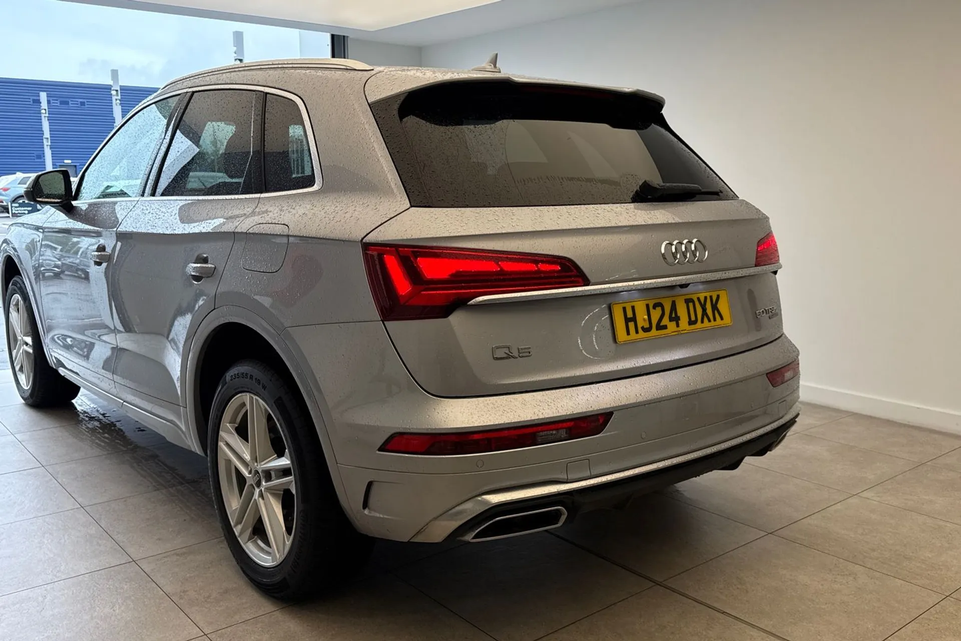 Audi Q5 thumbnail image number 17
