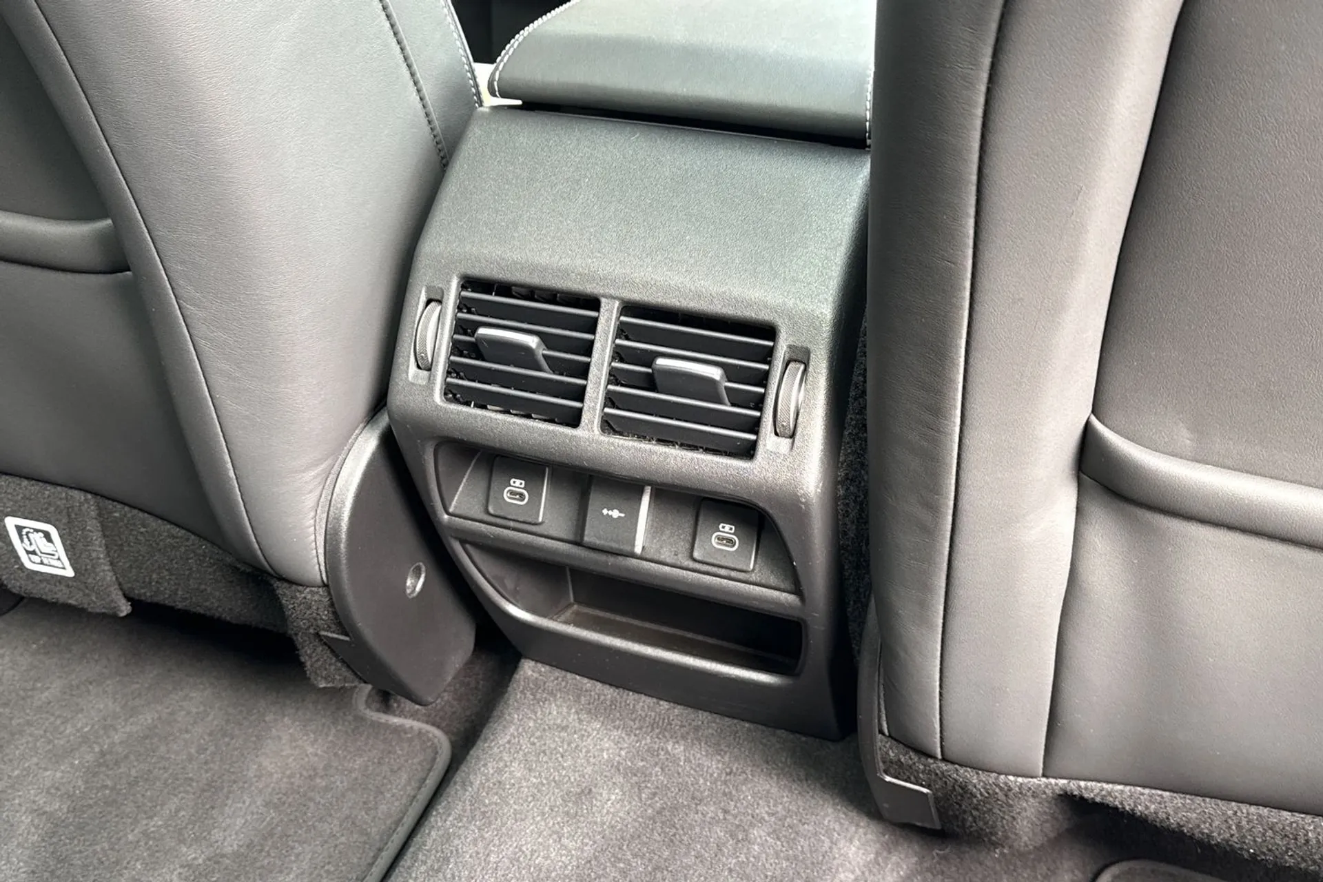 LAND ROVER DISCOVERY SPORT thumbnail image number 55