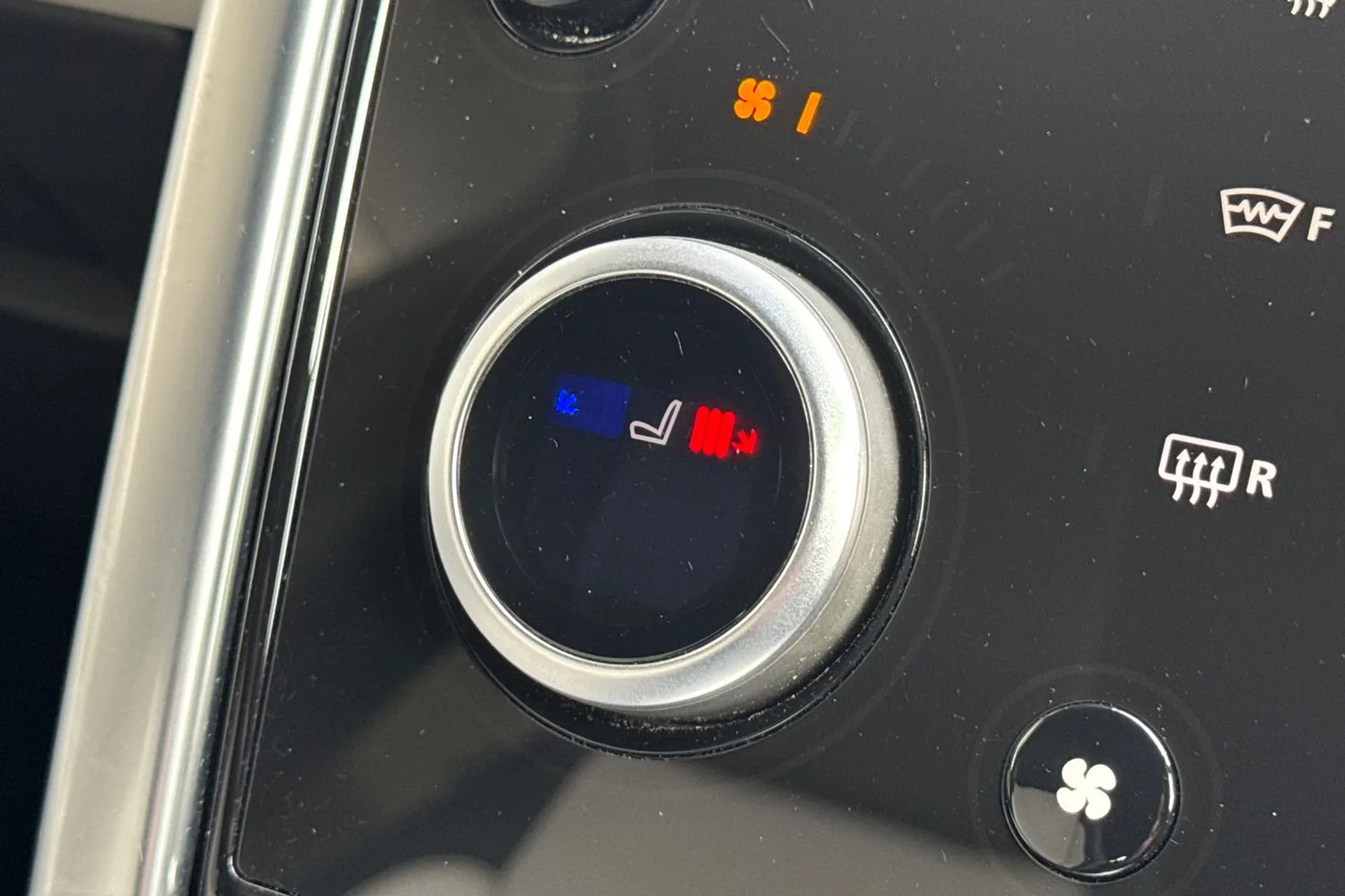 LAND ROVER DISCOVERY SPORT thumbnail image number 20