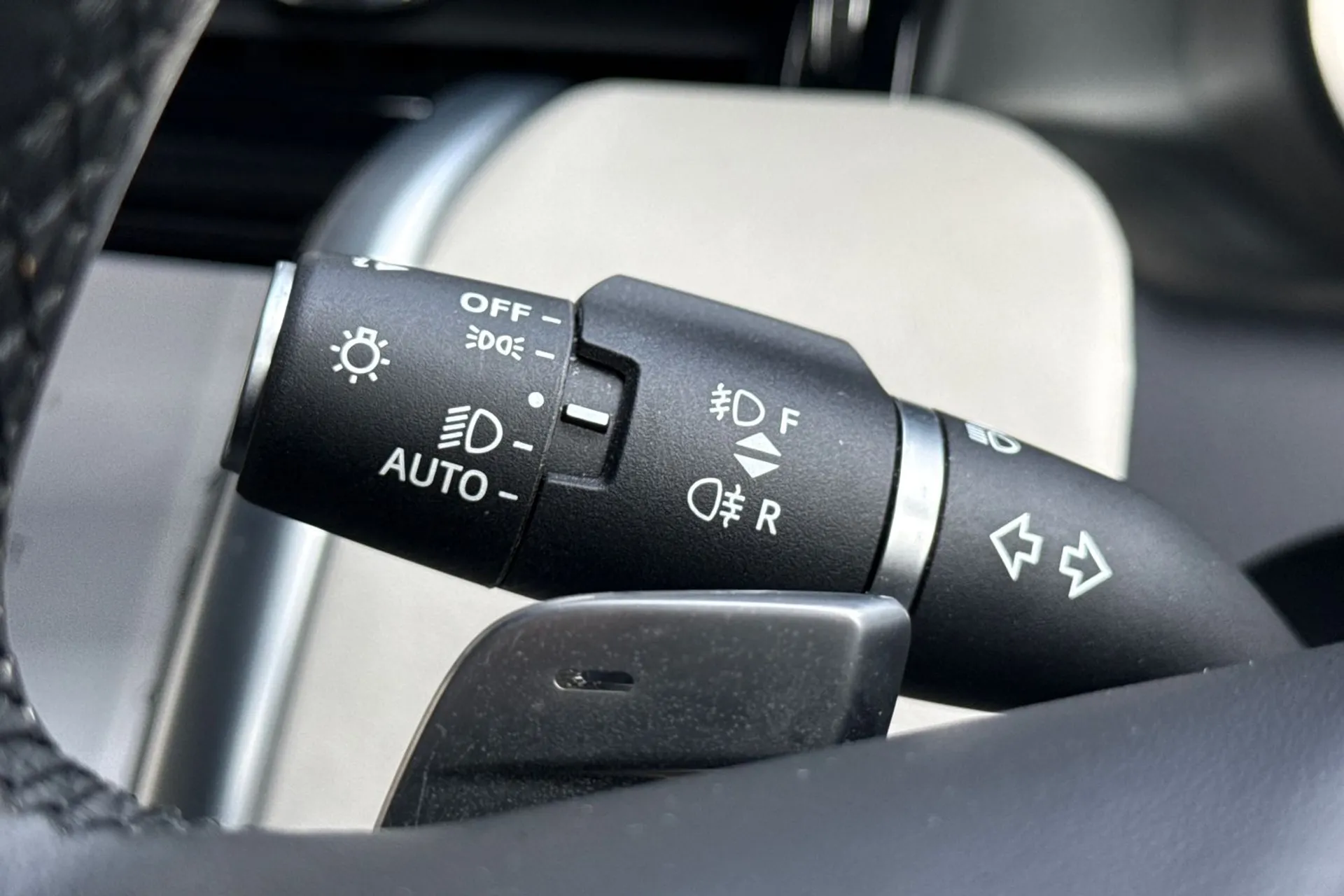 LAND ROVER DISCOVERY SPORT thumbnail image number 62