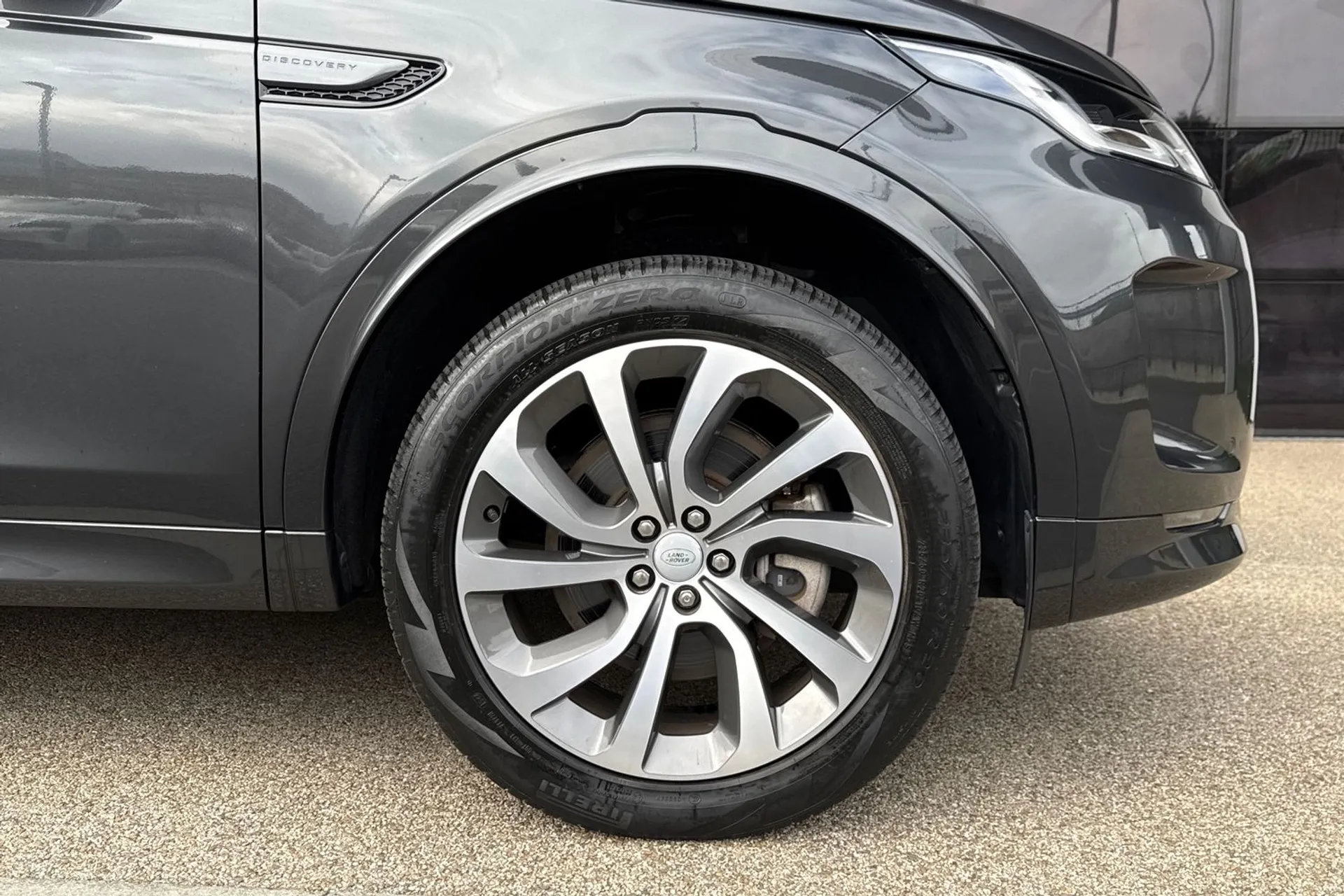 LAND ROVER DISCOVERY SPORT thumbnail image number 17